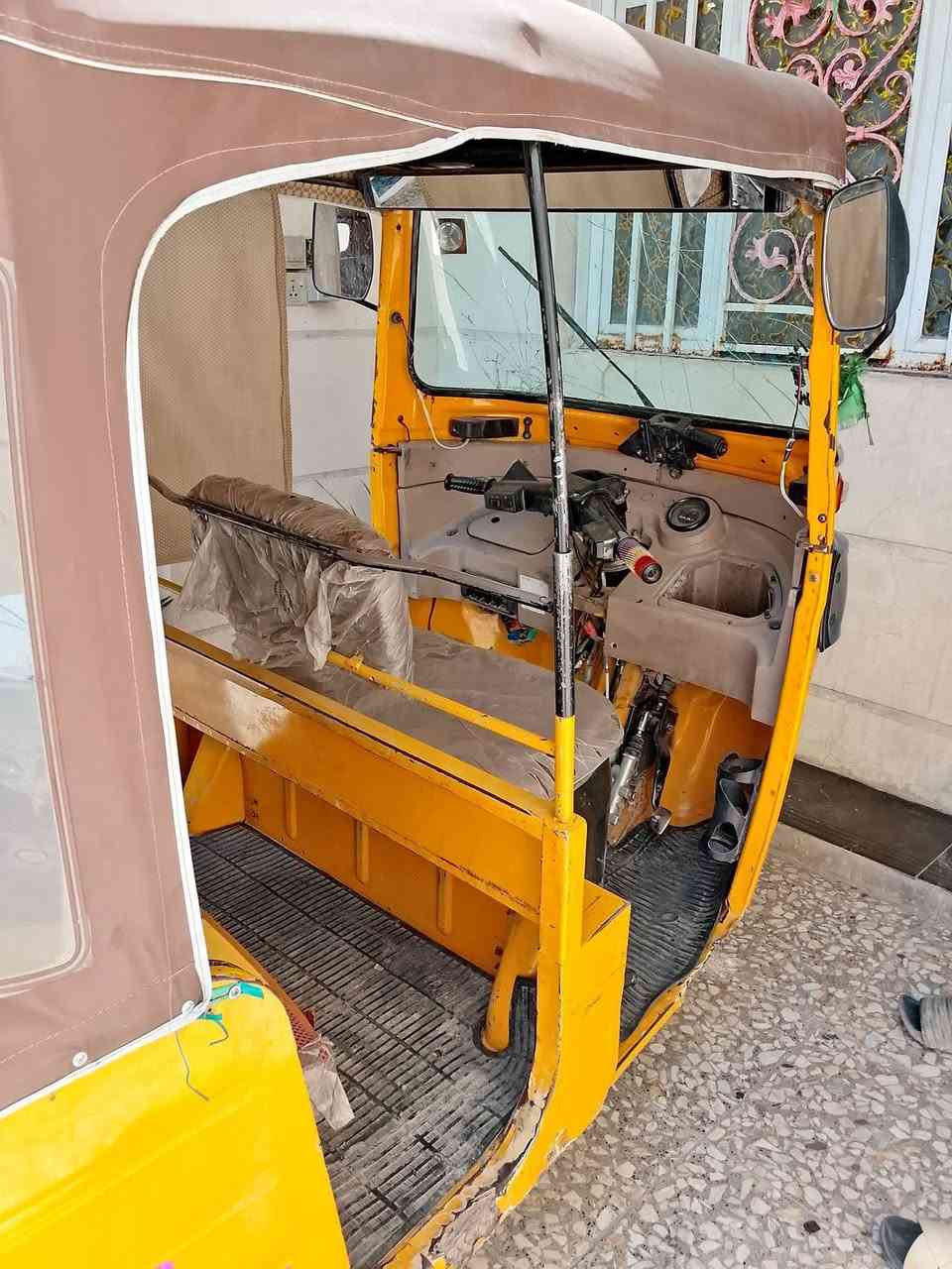 السلام عليكم تكتك للبيع موديل 2018
نضيفه مكاني بغداد العبيدي ‏‪***********‬‏هذا رقمي وما متواجد ع فيس

