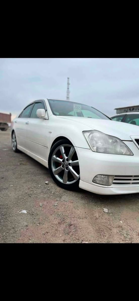 شاینە ئەتڵەت سپۆرت2005مەکینە 180GRSبچوک بەبچوک ناوڕەش ساج سور بەسمەڕەش سێدووگمە تەبریت مەزبوت گێڕ مەکینە بەشەرت بێمەسرەف بێتەقەوڕەقە شانسی کەڤەر سەقف بەشەرت سۆنەرم لایە چوار تایەلۆک زۆر پاکە سەیارەکە سعری 51مەجالێ کەم ***********
