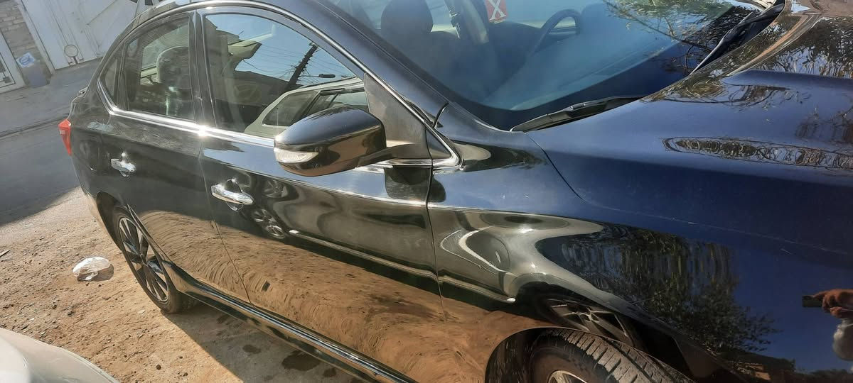 السلام عليكم
سياره سنترا موديل ٢٠١٧ امريكي 
فئة sr فول مواصفات عدا الفتحة 
حادثها بابين 
بجم كبس 
كير ومحرك مكفول
رقم اربيل 
***********
مكان بغداد العامريه سعر ٨٨ $ وبيه مجال
للبيع او مراوس
