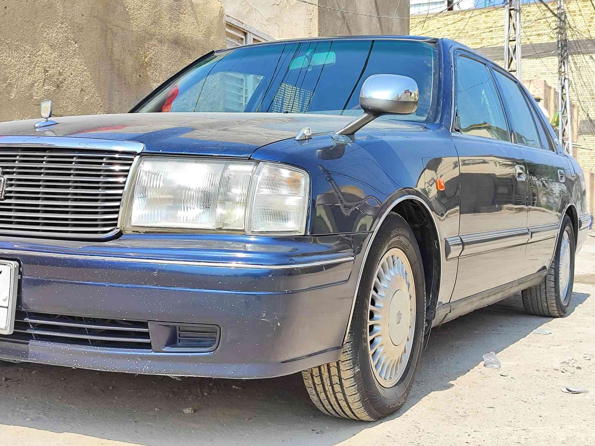 👑للبيع تويوتا كراون1999
اللون ازرك حبري

رقم بغداد 

مكفوله كفاله عامه من كص وضربه ونقل جذثه ورسميات والاصوليات 

المواصفات👇

✅مكينه 3000 

✅ شاصي155

✅كشنات كهرباء 

✅ ستيرن كهرباء

✅تخم تاير 

✅غراض جنطه كامل 

السياره ماعايزه برغي كامله عله اخر حبايه السياره بلواقع احلا من الصوره 📷

العنوان النجف مناذره 

السعر 105

للاستفسار

اتصال***********
