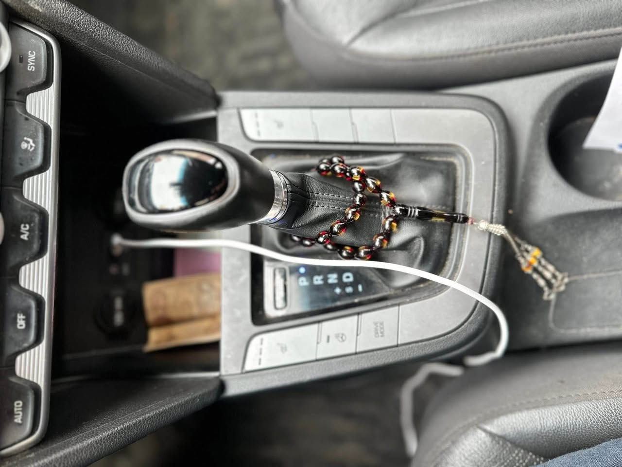 Hyundai Elantra 2020 ..
للبيع او مراوس حسب الرغبه 
فول فول مواصفات sel بلص 
فتحة سقف
شاشة كبير و كاميرة
رادار امامي وخلفي وصفايح 360 درجة
بصمة بيبان
كشن جلد 
تدفئة كشنات
ستيرن تدفئه 
تحديد مسار
قيادة ذاتية
sport+nurmal+smart درايق مود
لايتات زينون و ليد
تحكمات ستيرن
عدد سماعات 8 
حجيم محرك ٢٠٠٠ دوش مرغوب
بعد بيها هواي مواسفات
ماشية 80mil و قابل للزياده 
ملاحضة ضرر سيارة فقط تعديل بارد بقبق الصندوق و ملاحضات بسيطه بلبنيد
بدون معجون تبديل
بدون دواخل بدون لغود شواصي بدون ايرباك 
مكان سيارة موصل 
*********** واتساب 
سعر 135 و مجال قليل موصل, نينوى

