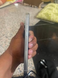 ايفون 15 برو ماكس • ٢٥٦ • شاشه مبدله