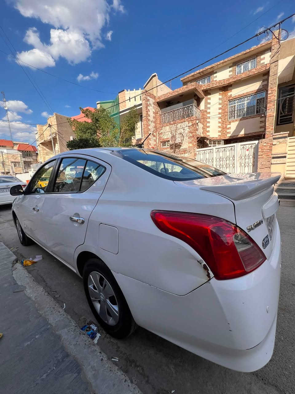 السلام وعليكم سني هندي مديل 19
ماشيه 132000km
رقم بغداد تحويل ثاني يوم 
كير مكينه كفاله باقي التفاصيل مرفقه بل سونار + جاملغات امامي تبديل 
بغداد
***********
