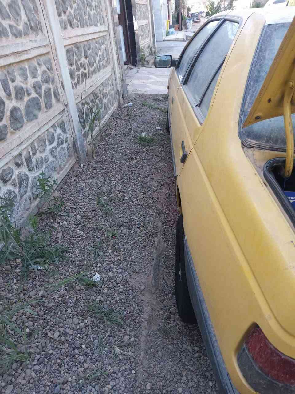السلام عليكم / بيجو روى 2009 كير ومكينة واكسن وتخم تايرات جديد وتبريد شغال سيارة مكفولة بلادية//  عنواني بغداد تقاطع درويش :
السعر ٢٢ ورقة للاستفسار اكثر على الرقم ***********
