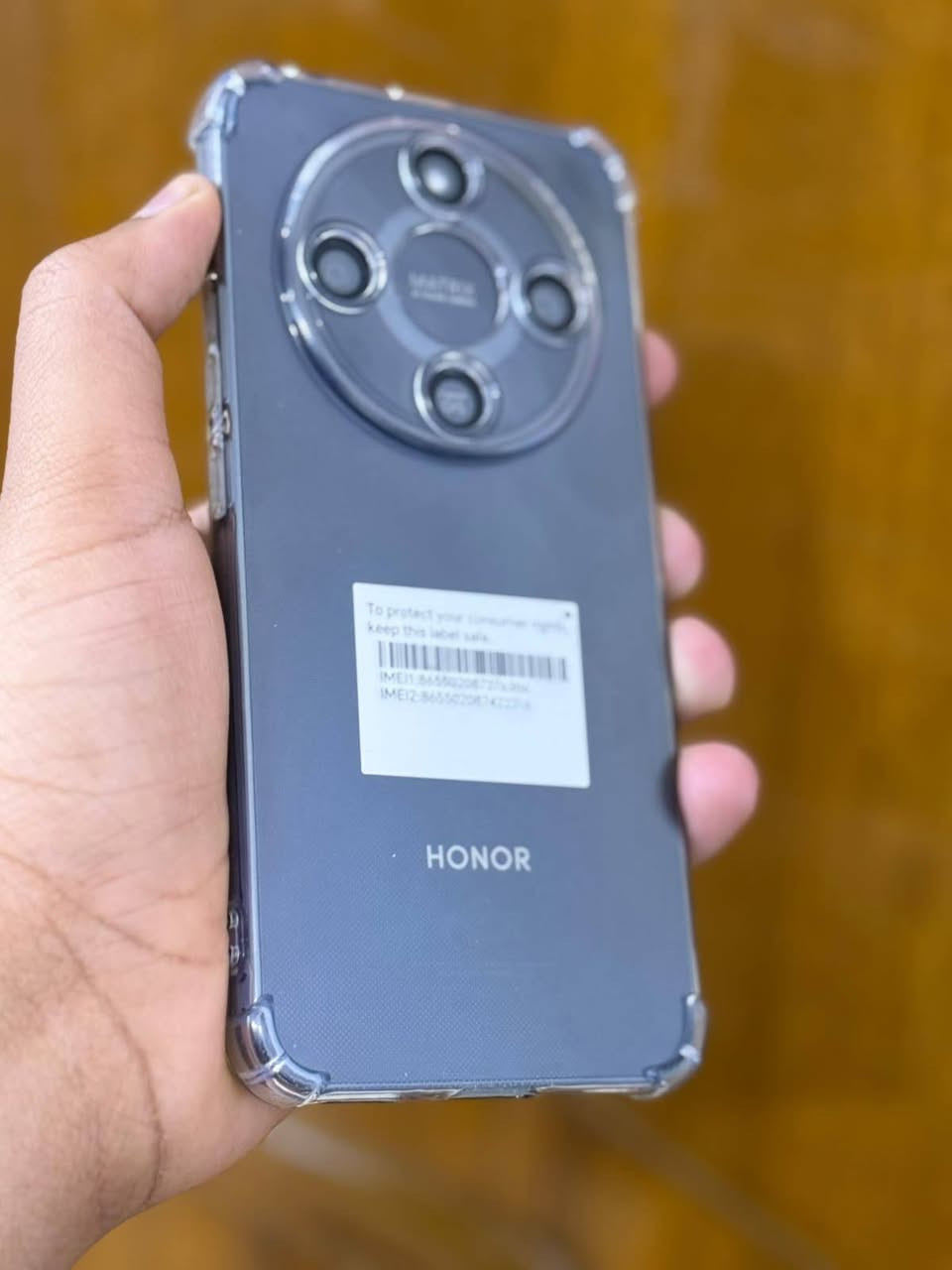 سلام عليكم 
للبيع او مراوس ايفوان فقط 
هونر اكس 9d/5G
اسود  🖤
ذاكره 256
عشوايه 12
بطاريه 8300
ملحقات كامله 
جهاز مكفول من كلشي
للبيع او مراوس 
سعره خاص 
مكاني كوت انوار صدر 
رقم ***********

نص مكتوب في الصور:
- حول الهاتف MagicOS المعالج المركزي Snapdragon 6 Gen 4 اسم الجهاز HONOR X9d ذاكرة الوصول العشوائي ١٢ غيغابايت ١٢+ غيغابايت Honor RAM Turbo شاشة بتقنية حماية البصر من Honor ١٢٠٠ X ٢٦٤٠ بطارية السيليكون والكربون mAh 8300 المساحة الفارغة ٢٢٣,٠٨ غيغابايت الإجمالي ٢٥٦ غيغابايت وحدة التخزين الداخلية الموديل MTN-NX1 رقم الإصدار 10.0.0.204(C185E10R103P1) GPU Turbo
