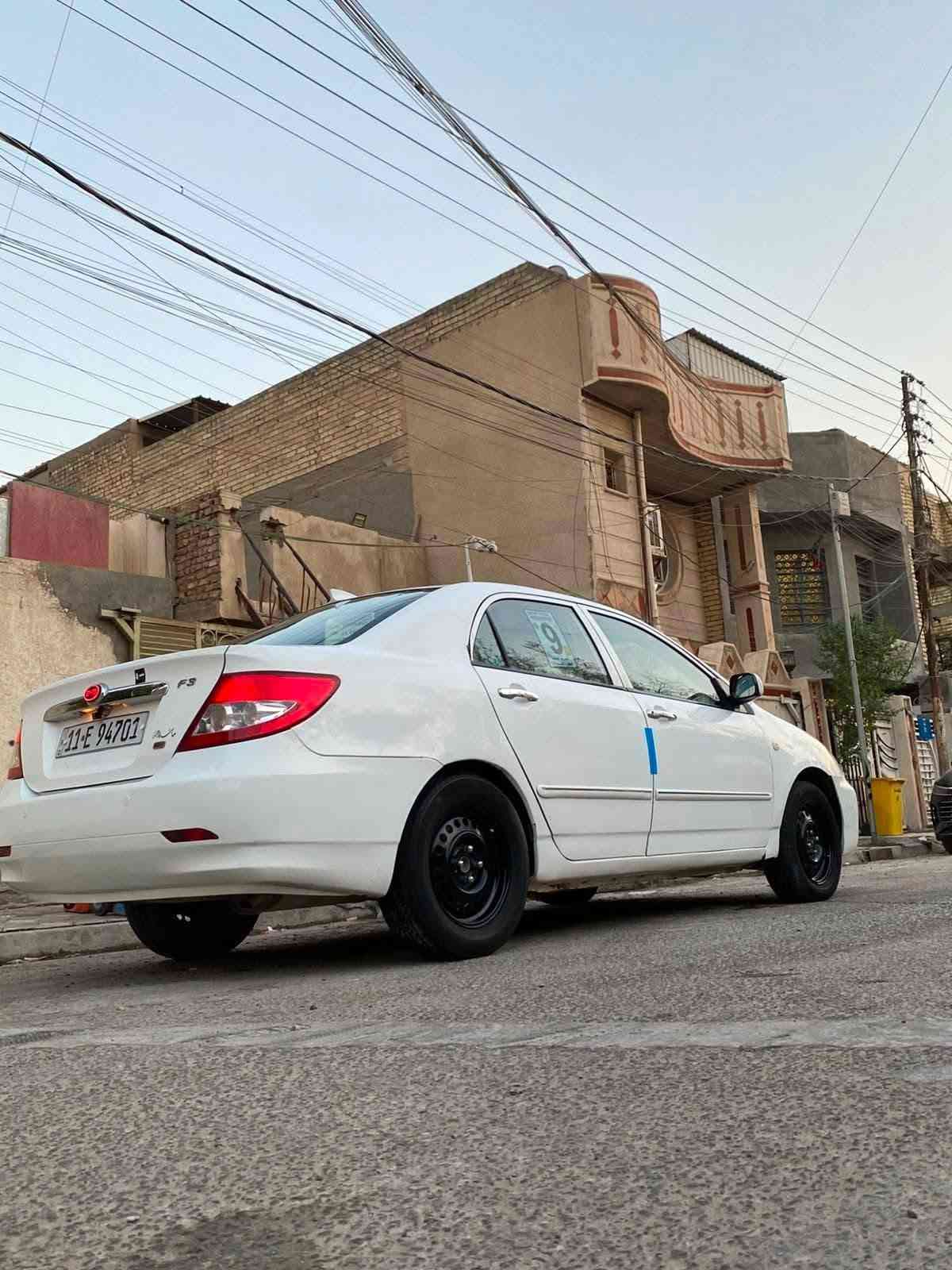 السلام عليكم بي وادي F3 موديل 13 بأسمي بيها جاملغ امامي الأيمن ما مبدل مكاني كربلاء حي الوفاء ما متواجد على الفيس المعلومه السياره جاهزه من تبريد وحداديه جديده السعر 55 وبيها مجال كلش قليل ***********
