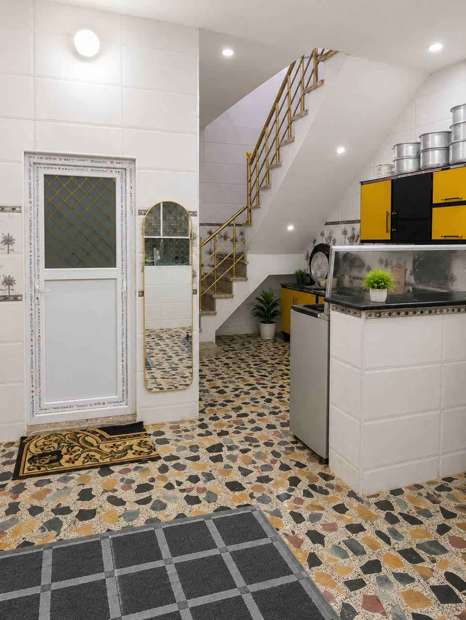 بيت مدينة الصدر خضراء دسيم مقابيل قطاع 73 قريب على شارع ركن 100مربع قاط ثاني هيكل الكاع الكدامك الك  متوفر، جميع الخدمات  تواصل ***********  واتساب
