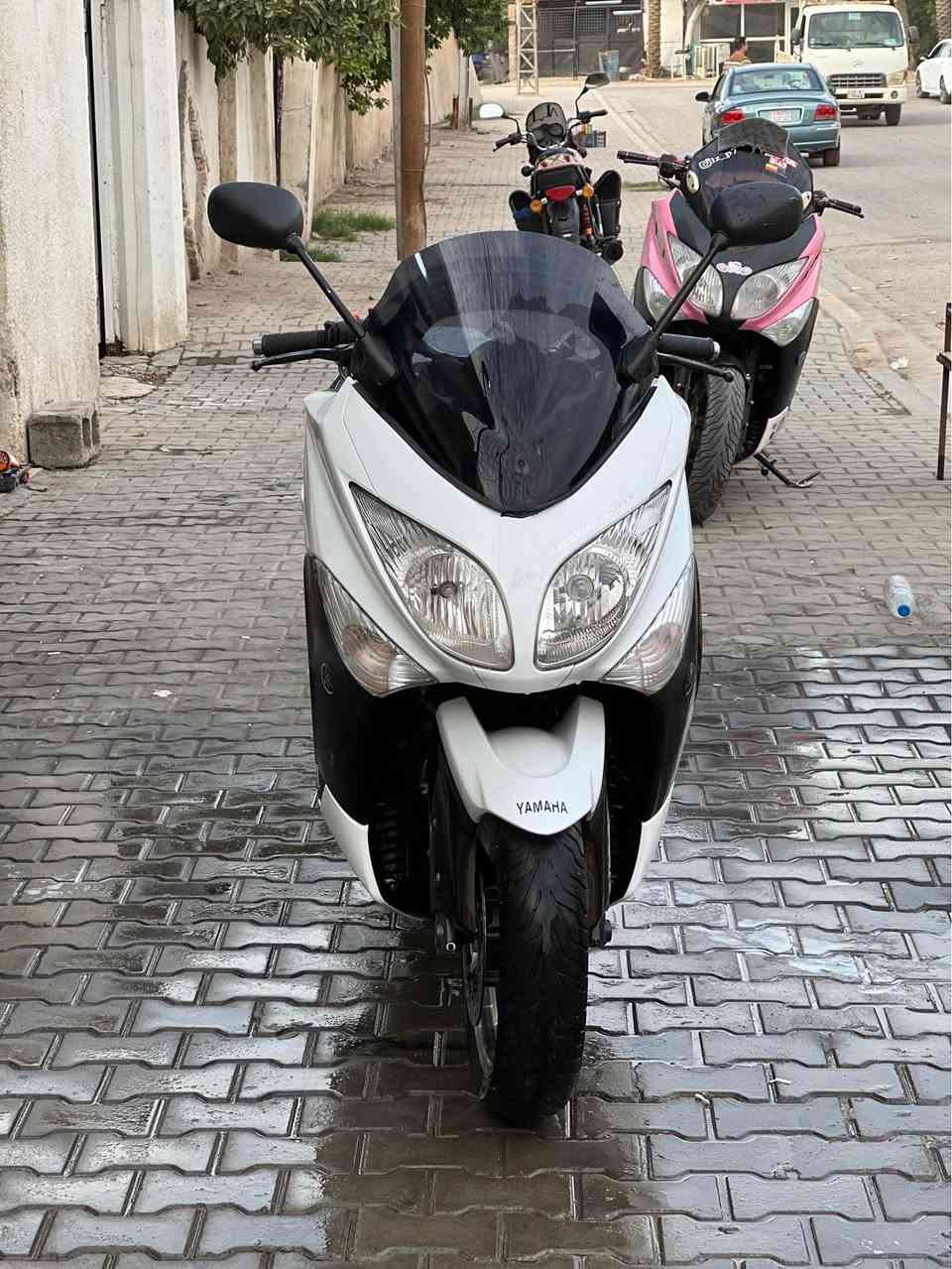 تي ماكس • ٢٠١١ • وايت