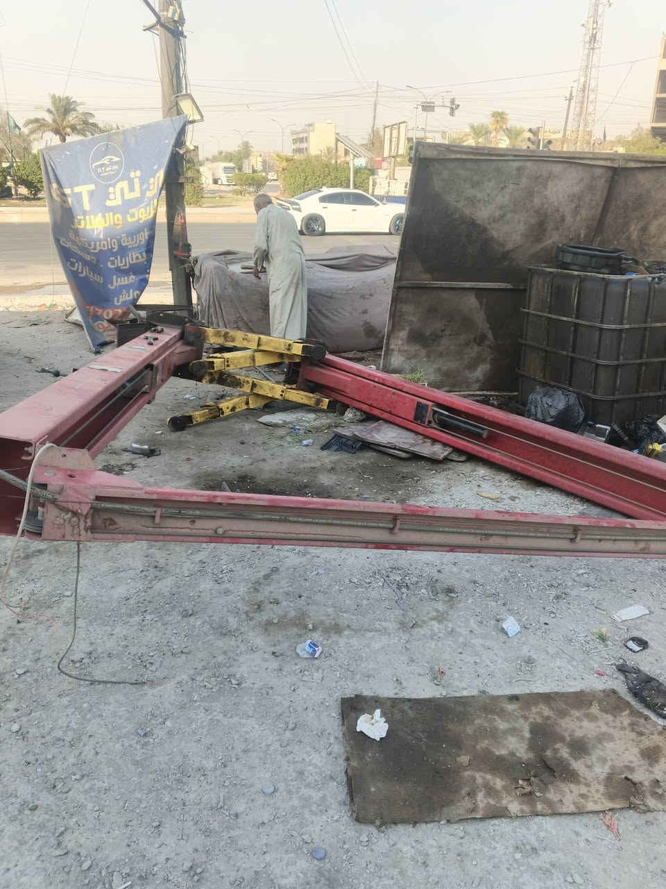 جك مقصي للبيع الارتفاع 3 متر 
نقص كم شغله بي ابيعه على هاي الحطه عنواني بغداد البلديات 
***********
