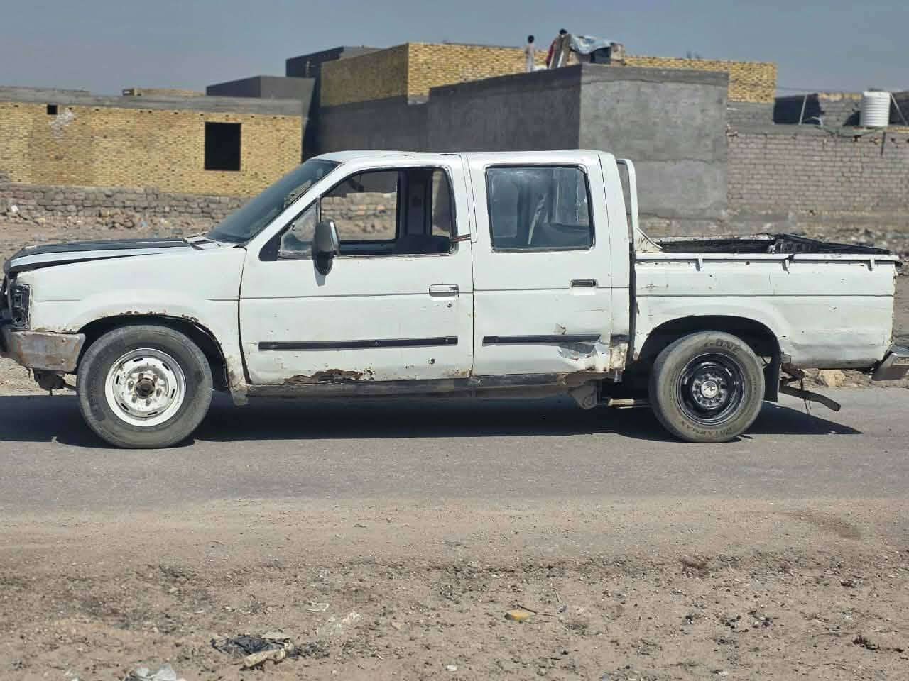 سلام عليكم للبيع نيسان مديل 87 محرك كير شاصي مكفولات رقم ذيقار الماني شرط تحويل ثاني يوم 
سنويه جديده ل 29 سياره مال جناي تخم تاير حداديه جديده كهربايات شقاله 
سعر 15وبيها مجال 
تصل ***********
مكاني سماوى قضاء الخضر
