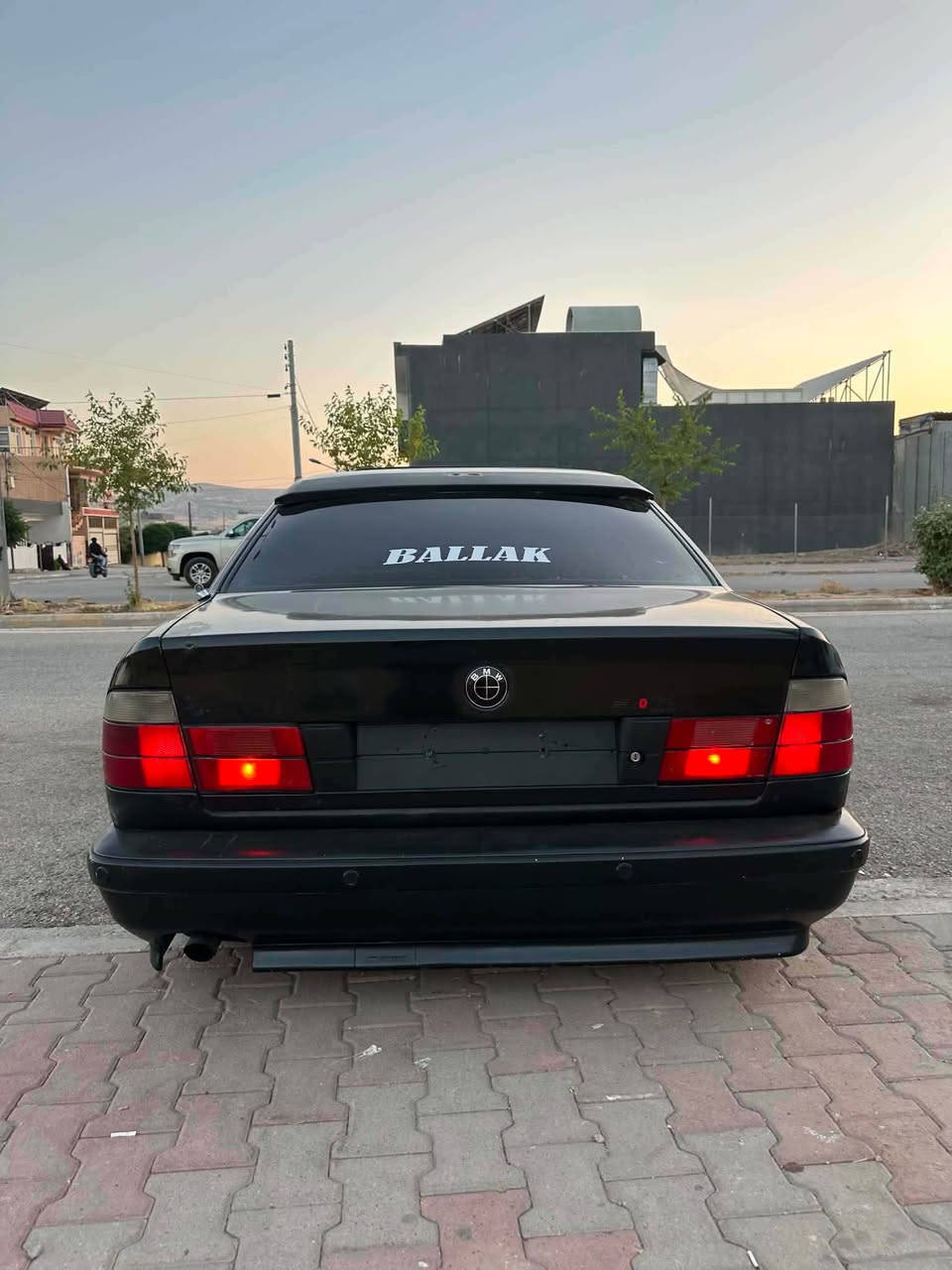 بي ام ٥٢٠ • جير عادي • داخلي نظيف