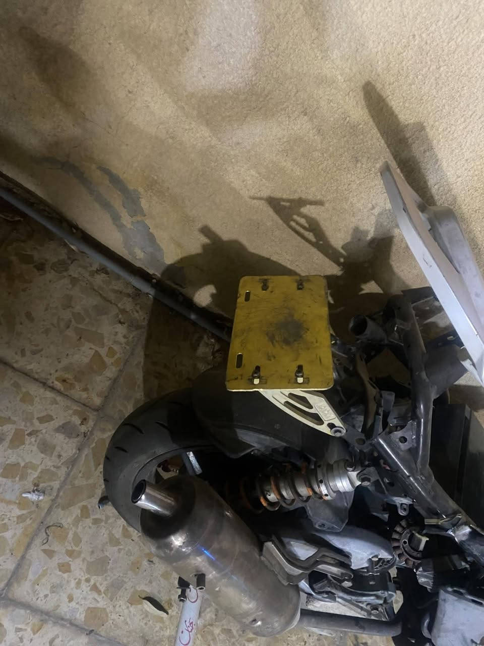 السلام عليكم غراض للبيع +براغي كابريتر اربع براغي عل شغل +فلنجة جيتي ثعلب ويل RBM ثعلب جيتي شتحتاج خاص او *********** توصيل موجود مكاني بغداد الشعلة تحياتي
