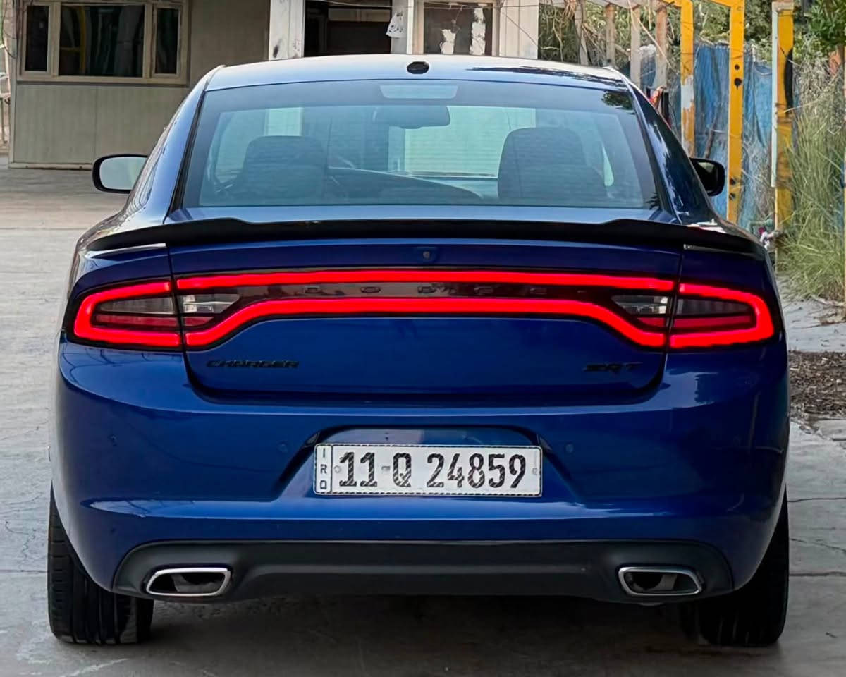 سلام عليكم جارجر sxt موديل 2021 مكينه 3600 حادثه جاملغ امامي وبنيد لونه جويتي  رقم بغداد ماشيه 28 miم مكاني بغداد العامريه رقمي *********** سعر 195$ ورقه بيه مجال كلش بصيط
