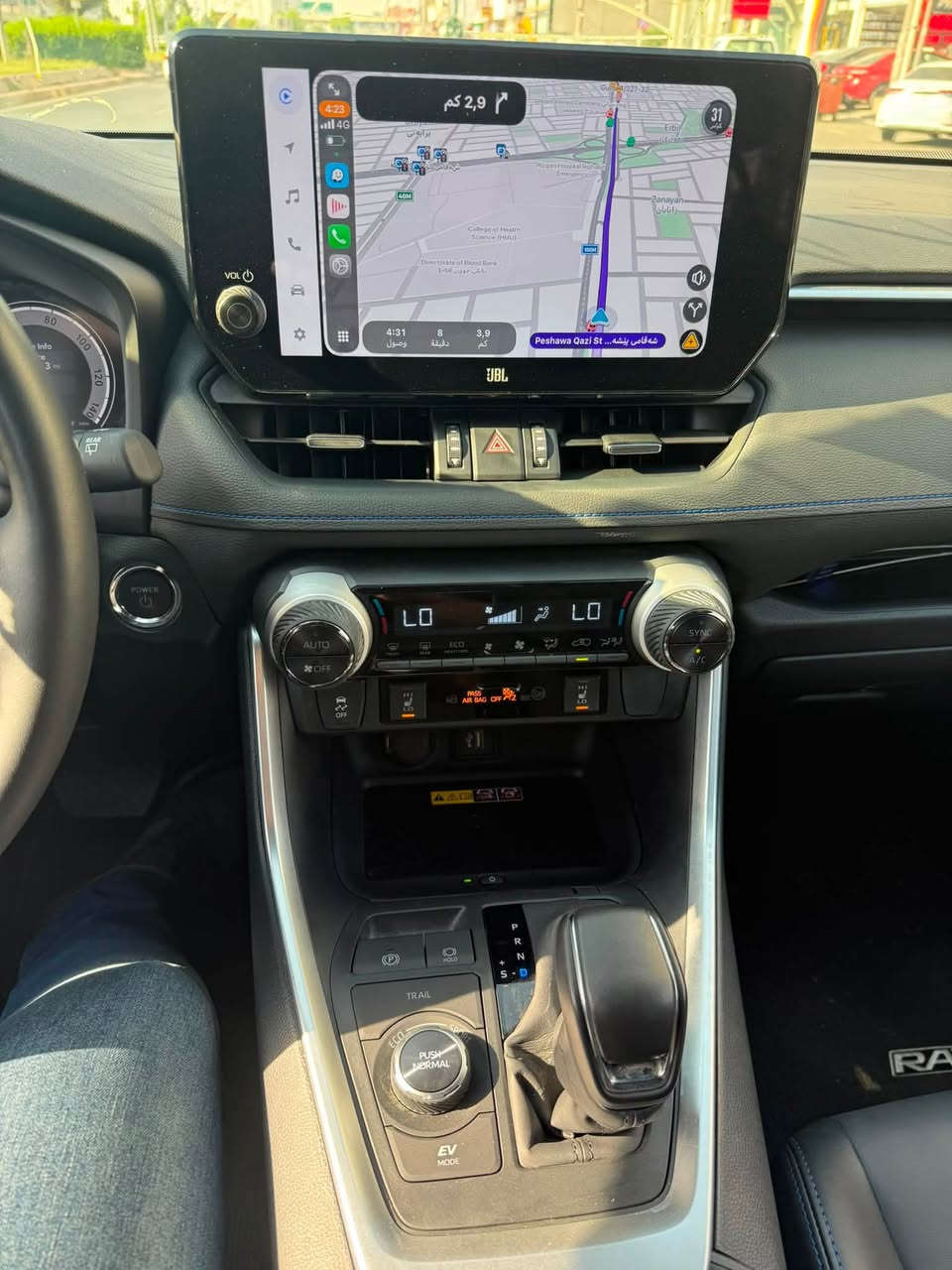 🚗 2025 TOYOTA RAV4 XSE
🛠️ الضرر: موضح في الصور
📏 عداد المسافة 2000 مايل (فعلي)
📋 حالة السيارة: تشتغل (Run and Drive)
🔧 حجم المحرك: 2.5 – 4 سلندر (هايبرد)
🔍 رقم الشاصي:JTME6RFV9SD580520

📍 موقع السياره : بغداد 
للستفسار الاتصال ***********
