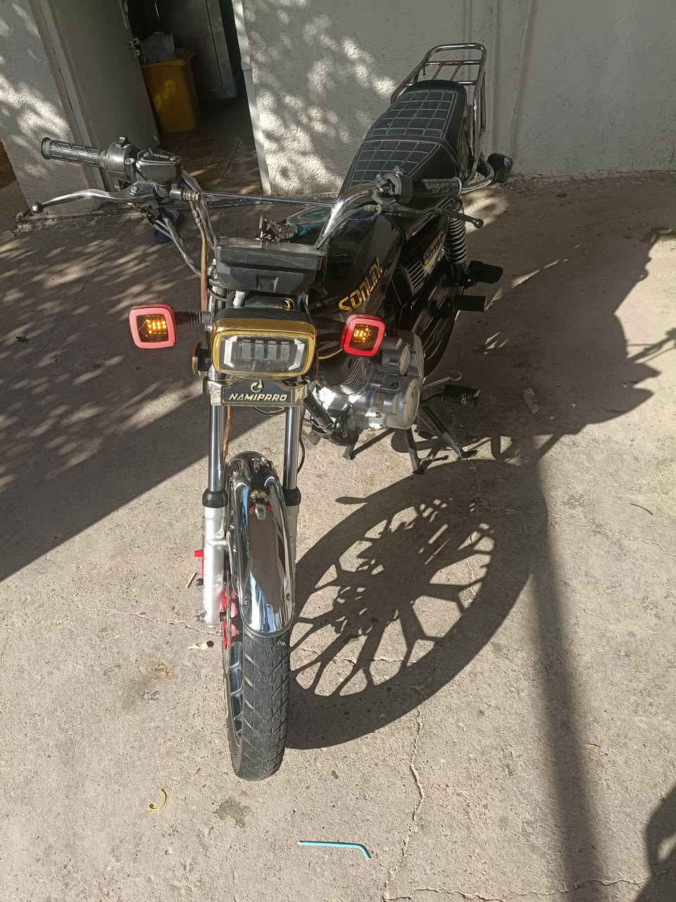 سونك دراجه كامله موديل24كهربائيات مكينه بس الدشبول من غسلتهه طفه والباقي كله شغال بيع سريع السعر 550مكاني قرب جسر المثنى ***********
