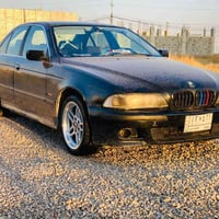 بي ام دبليو E39 • ٢٠٠١ • شاشة آيباد