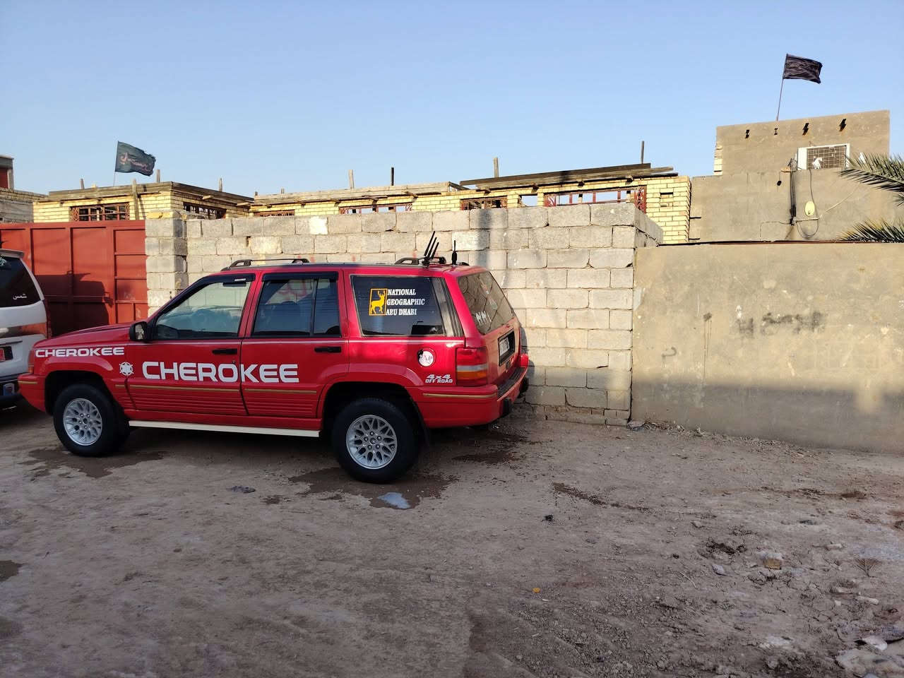 جيب شيروكي موديل 95 رقم بصره دولي تحويل وين مايعجبك محرك وكير محور 3000 تخم تاير حداديه خير من الله سياره بيها مكانات صبغ مكفوله من الضربه سياره احله من الصور للبيع السعر 30 وبيها مجال للطيبين رقم الهاتف *********** مكان السياره ناصريه قضاء الدوايه
