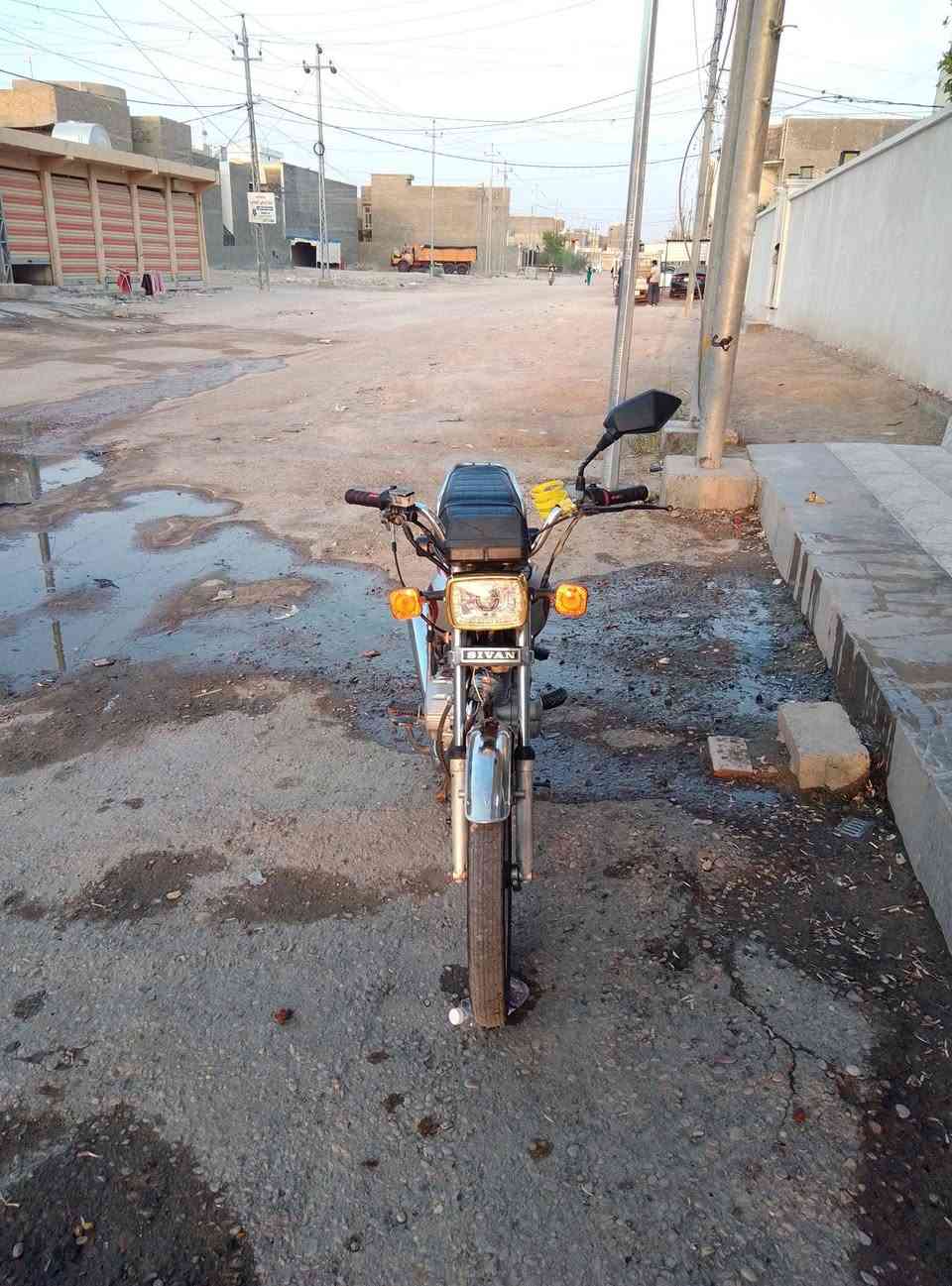 دراجه ايراني موديل 21 مكفولة من كلشي السعر 500 بي مجال
العنوان حي الشهداء ***********
