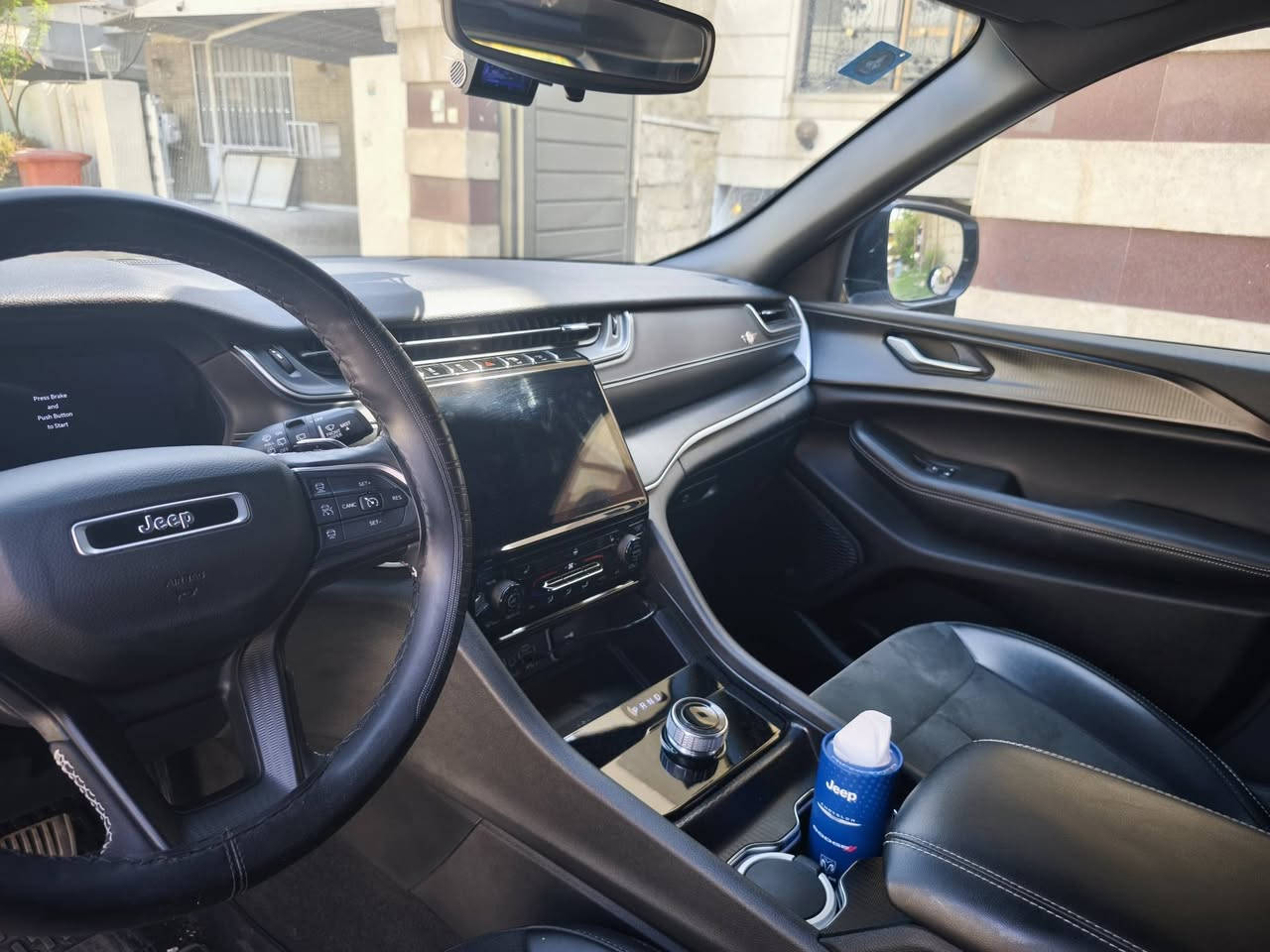 جيب گراند شيروكي التيتيود 2024 وكالة هارلم
لون ابيض بلاك ادشن 5 راكب

محرك 6 سلندر 3.6

عداد المسافة 19 الف كيلو قابل للزيادة

السيارة بحالة الزيرو بدون طخة و بدون شخوط بدون صبغ

فتحة سقف سلايد

حساسات و كاميرا خلفية

داخل اسود جلد + شاموا

رادار و مانع تصادم امامي و خلفي

حساس ماسحات و حساس لايت

كروز سرعة تفاعلي

اوتو بريك

محرك اوتو ستوب و اوتو ستارت

نظام النقطة العمياء

نظام المحافظة على المسار مع تنبيهات

تشغيل عن بعد

دوسات جانبية بلادية

كرسي السائق كهرباء

صندوق كهرباء

ثلاجة

و هوايه مواصفات بعد

رقم بغداد سنوية بأسمي

السعر راسلني واتساب

***********
