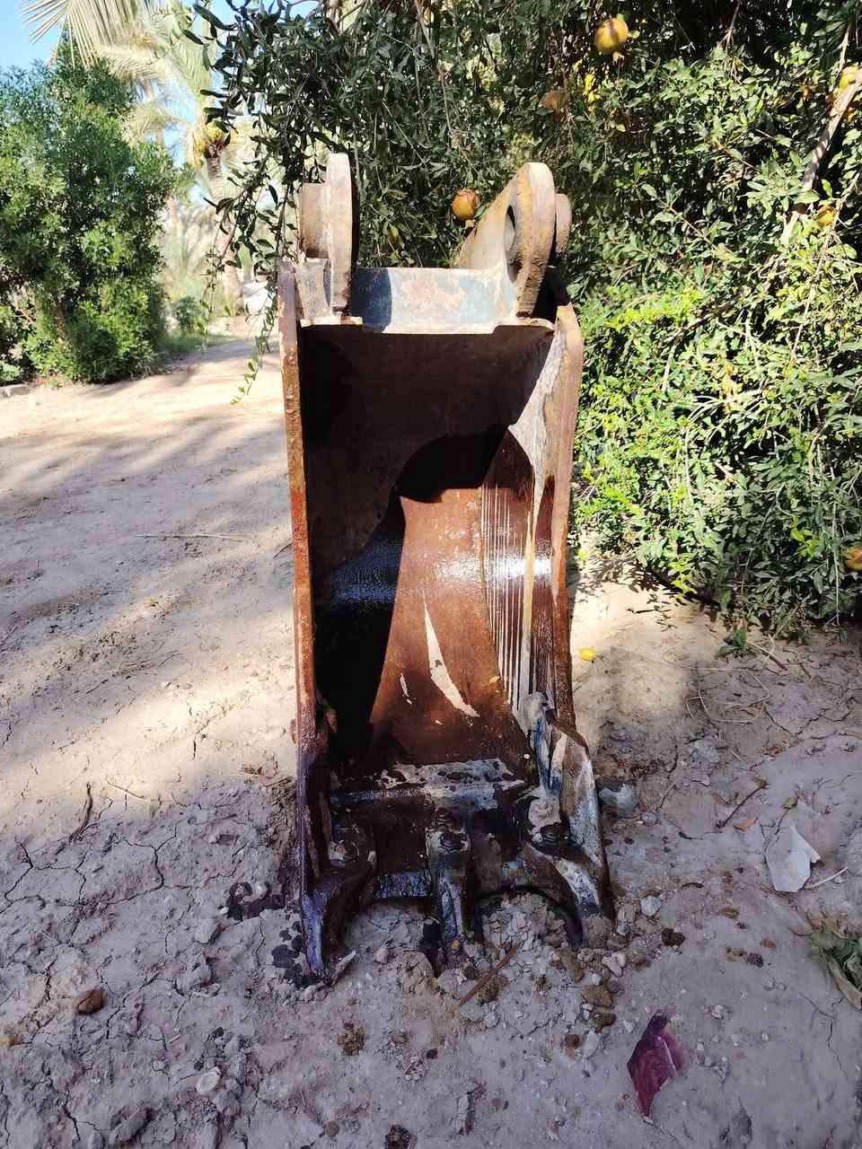 للبيع كيله حجم 40  JCB العنوان كربلاء للاتصال ***********
