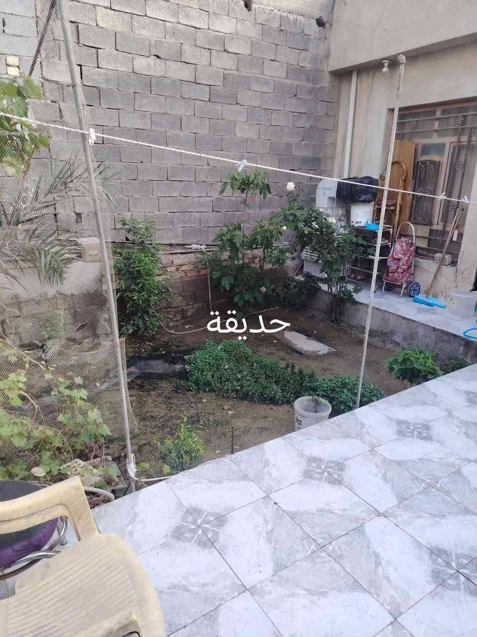 شارع الرئيسي ابونزار • ١٥٠م • كراج ٧×٣