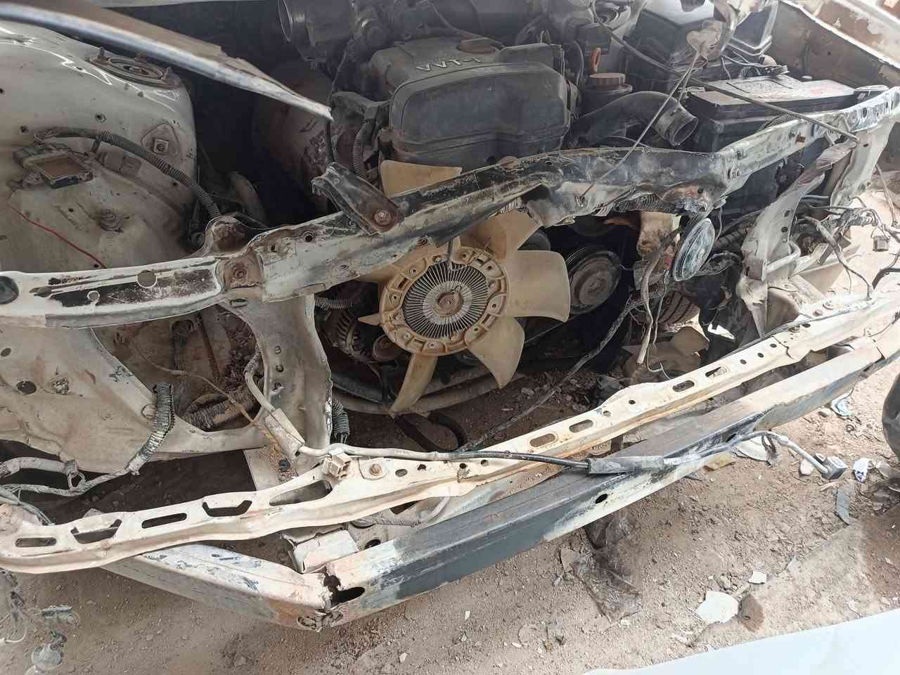 السلام عليكم راس الثور لون ابيض رقم بصره مداور ثاني
بيه حادث بسيط موجوده تفاصيل بالصور قبل والحادث والحادث 
وبعد الحادث مكفوله كير ومكينه وتبريد كله جديد الدعاميه مشدوده اريد مراوس بي واي دي لان اشتغل تكسي وهذه متحركه 3000 
***********
