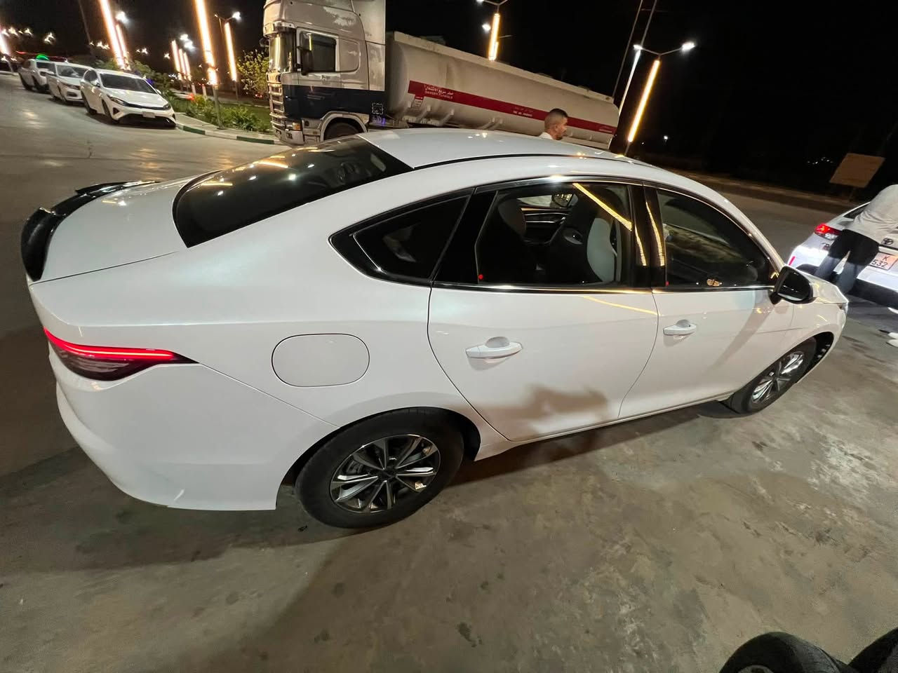 سلام عليكم BYD دستروير موديل 2025 ماشية 

12 الف الكلي سيارة بيها تبديل قبق جنطة فقط 

استيراد الصين ورصعة بالبنيد معدله 

مكاني شارع فلسطين 

السعر 18500 وبيها مجال 

الانصال ***********
