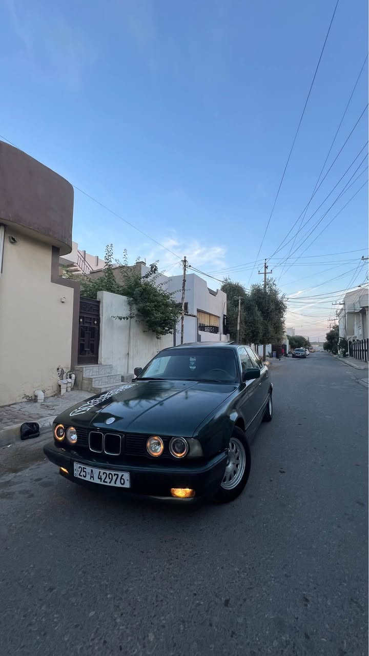 بي ام 525 • ١٩٨٨ • رقم كركوك