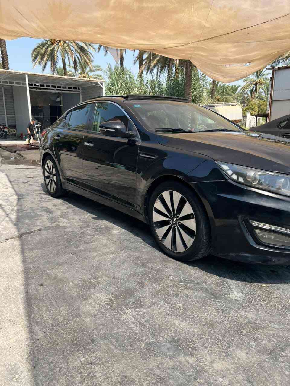 للبيع كيا اوبتيما موديل 13 وارد امريكي حادثه جاملغ وبنيد مبدلات بدون دواخل وبيه قطعتين صبغ اثر جراد رقم بغداد انكليزي بسمي سنويه لحد 31 السياره فول مواصفات واحد على واحد بنيراما اشاير مري دبل اكزوز تبريد قطعتين امامي خلفي مري شفط بصمه حساسات خلفيه شاشه كامره دواره كشنات الاماميه كهربائية زائد تبريد تدفئه دواخل صاج بلادي زائد جلد سستم سماعات زائد دمامات تحكم ستيرن وبعد هواي مواصفات كير محرك حداديه تخم تاير كله جديد 
            🤑 السعر (90)     وبيه مجال بسيط 
مكان السياره حله الشراي يتصل بدون تعليقات رجاءً  
     بدون مراوس بيع فقط!!! 
                                              *********** اتصال فقط
