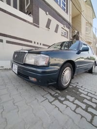 تويوتا كراون • مكفوله حداديه • مكينه ناعمه