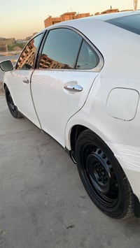 لكزز صالون 2008 es350   بيع مستعجل  حادثه بسيط بدون دواخل وبيه رشات صب...