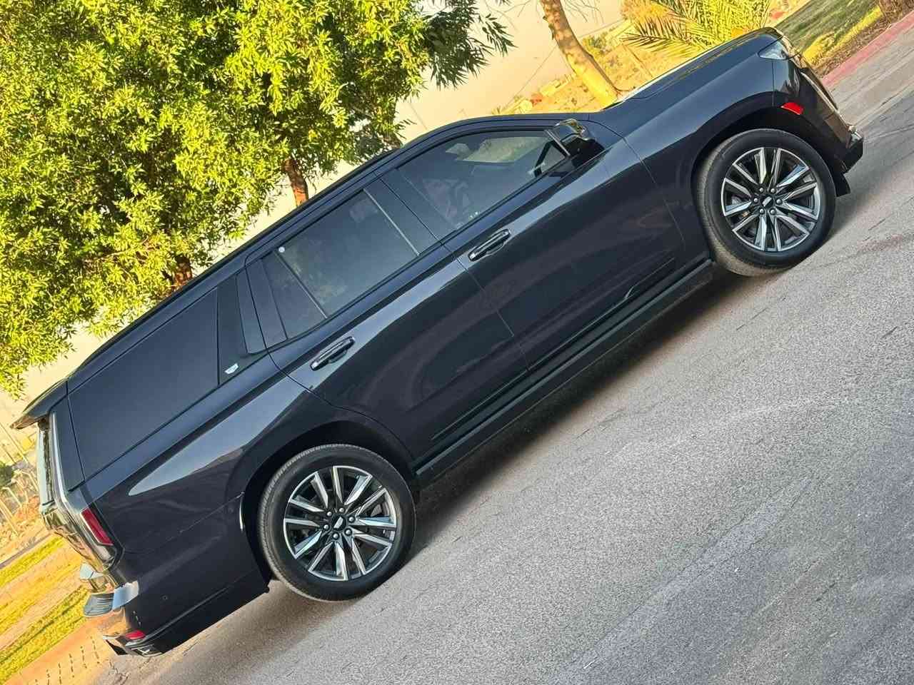 اسكاليد بلاك اديشن • ٢٠٢٣ • ١١٠ ألف كم
