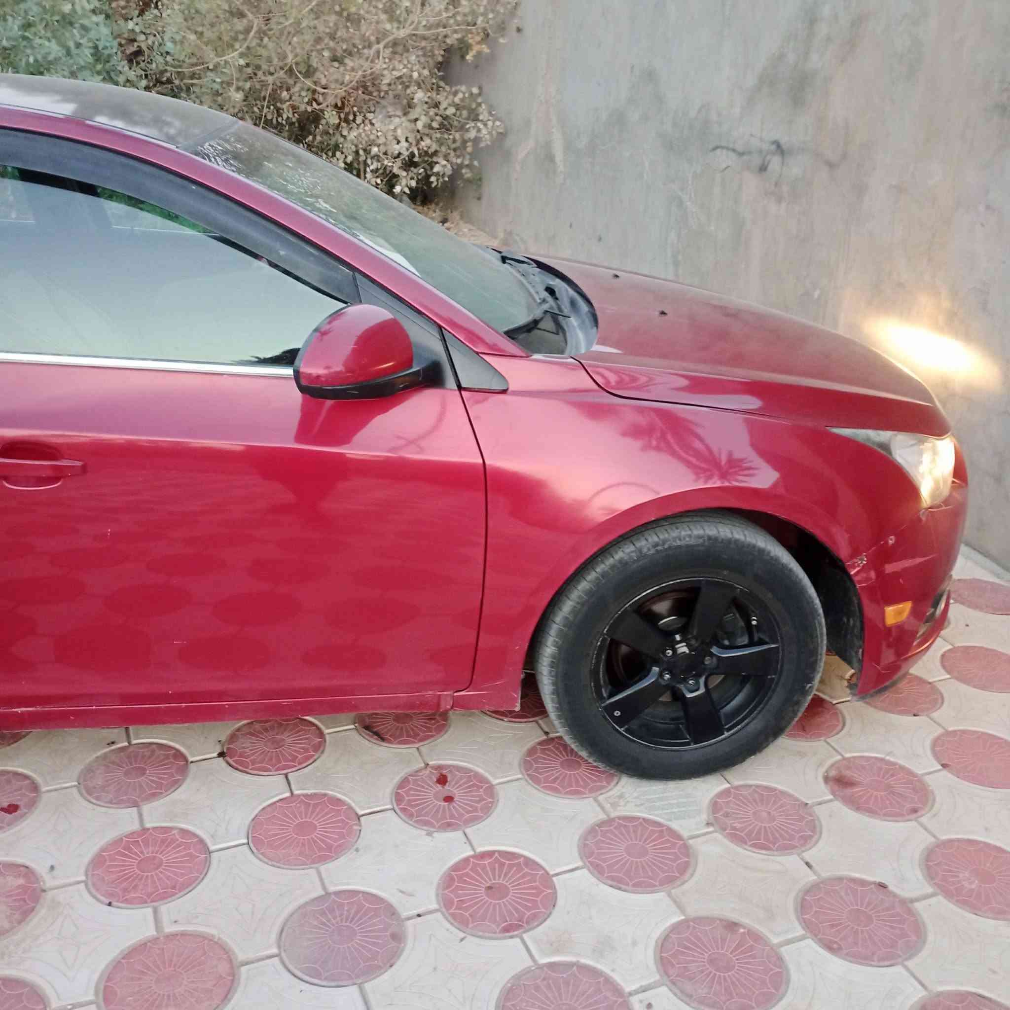 سلام عليكم شوفر كروز بنزين عادي مو محسن تخم داير جديد ماصالي شهر من شاده 
مديل /٢٠١١
٦٥ مكان سياره نجف /***********
