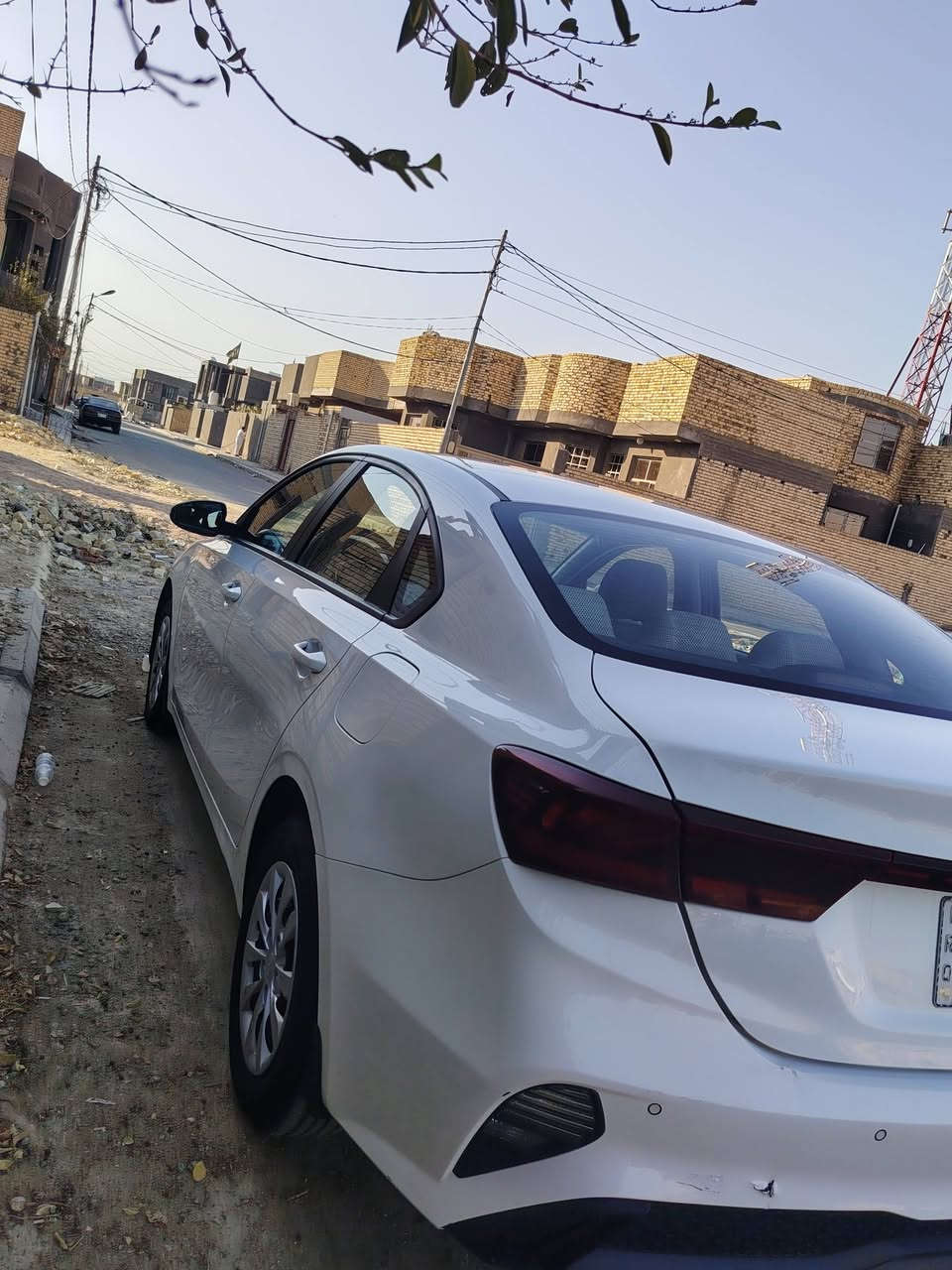 سلام عليكم سيراتو ٢٠٢٣ رقم بغداد باسمي شخصيا محرك ٢٠٠٠ كفاله من فتح وتبديل وصبغ بيهه بارد موضح بالسونار الباقي مكفول مكينه كير تبريد حداديه عله وضع شركه  كفاله تخم تاير دوشمه جاهزه سياره جديده  مكاني السماوه الرميثه السعر ١٦٠ وبيهه مجال لاستفسار *********** او ***********
