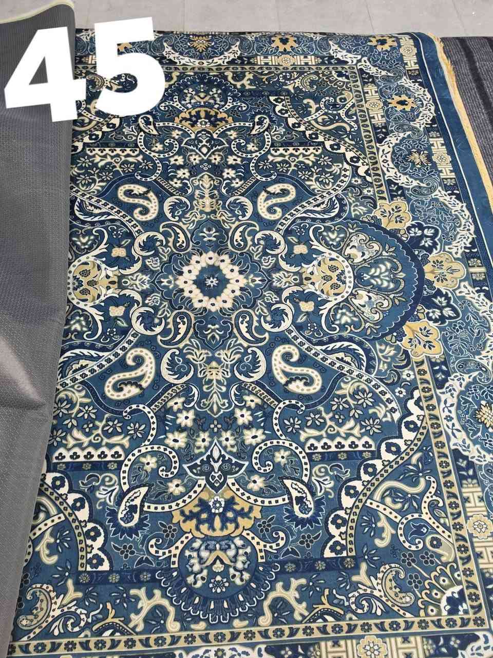#معرض_شمس_كردستان_العراق 
#زوليه بوهيني
#قياس ٢٤٠×٣٢٠
#السعر 45
الرقم: *********** 📲

نص مكتوب في الصور:
- 45
