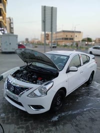 نيسان مديل 24 كفاله عامه ماشيه 37 مال بيت ما مشتغله تكسي  بسم شركه تحو...