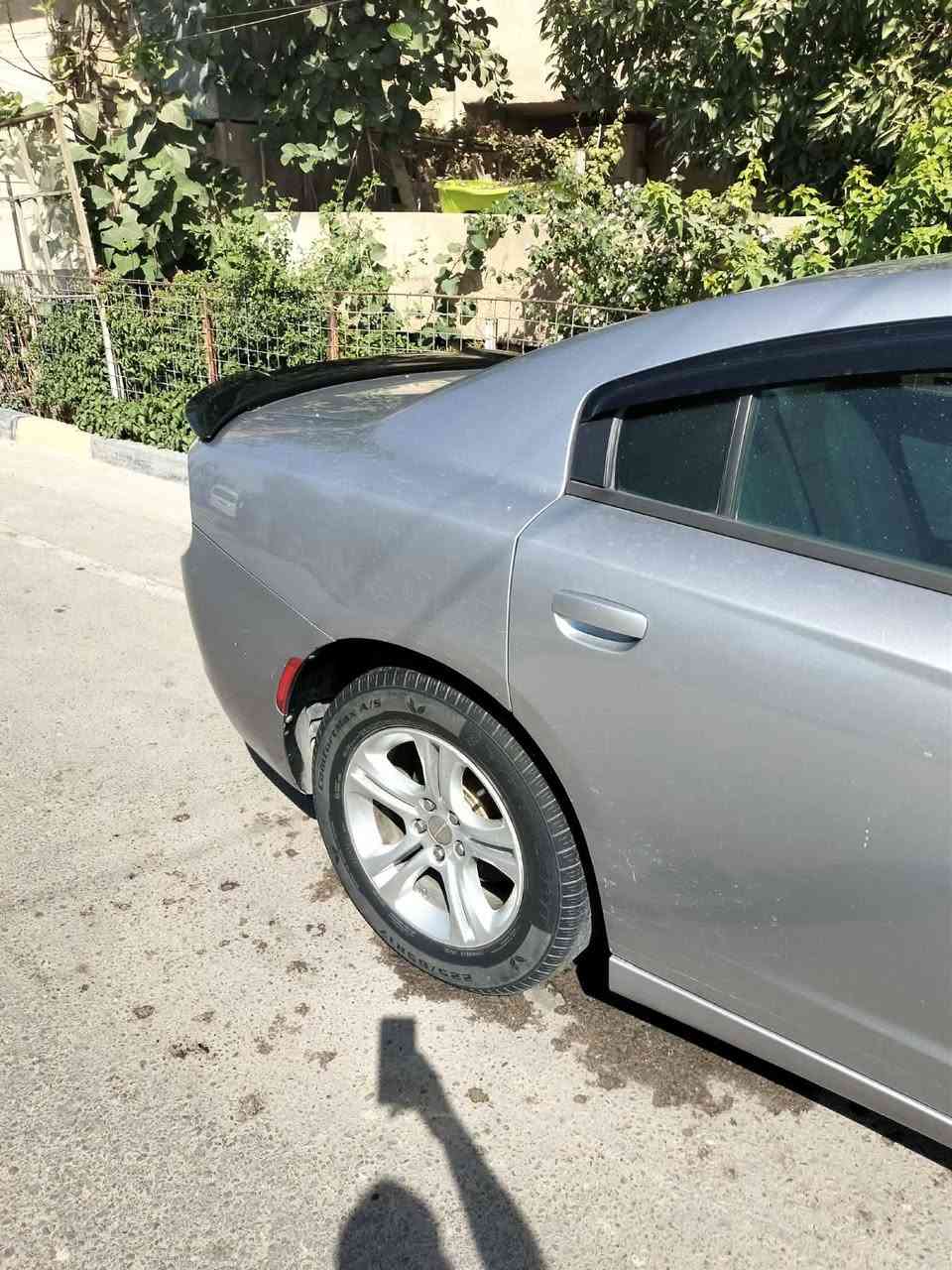 سلام وعليكم
سعر اتصل أو خاص 
وارد كندي 
سونار موجود 
جارجر موديل 15 بغداد بسمي 
مكينه 3600
تو ويل 
حادث جاملغ ونص البنيد واني صابغ باب الصدر اثر شخوط
سيار جاهزه كل نقص مابيهه 
كير مكينه اكسل كله بشرط 
تخم تاير خلفي جديد امامي نضيف نص عمر 
باتري جديد 
ادامه كامله 
مكاني بغداد 
داخل جلد أبيض 
لتواصل ***********
ترهم مراوس حسب القناعه/ اقل من سعرهه
