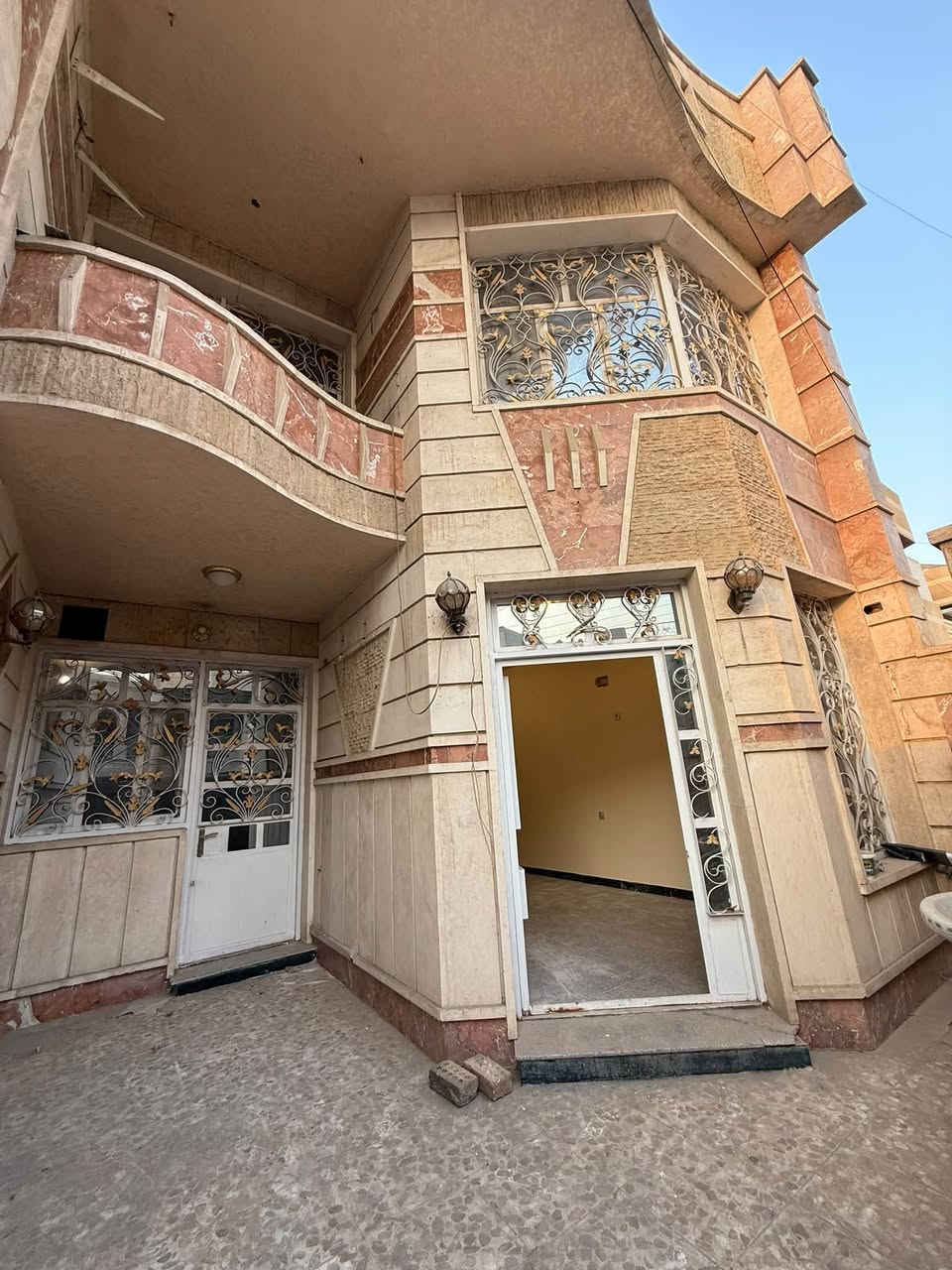 السيدية • ١٠٠م • ٣ غرف