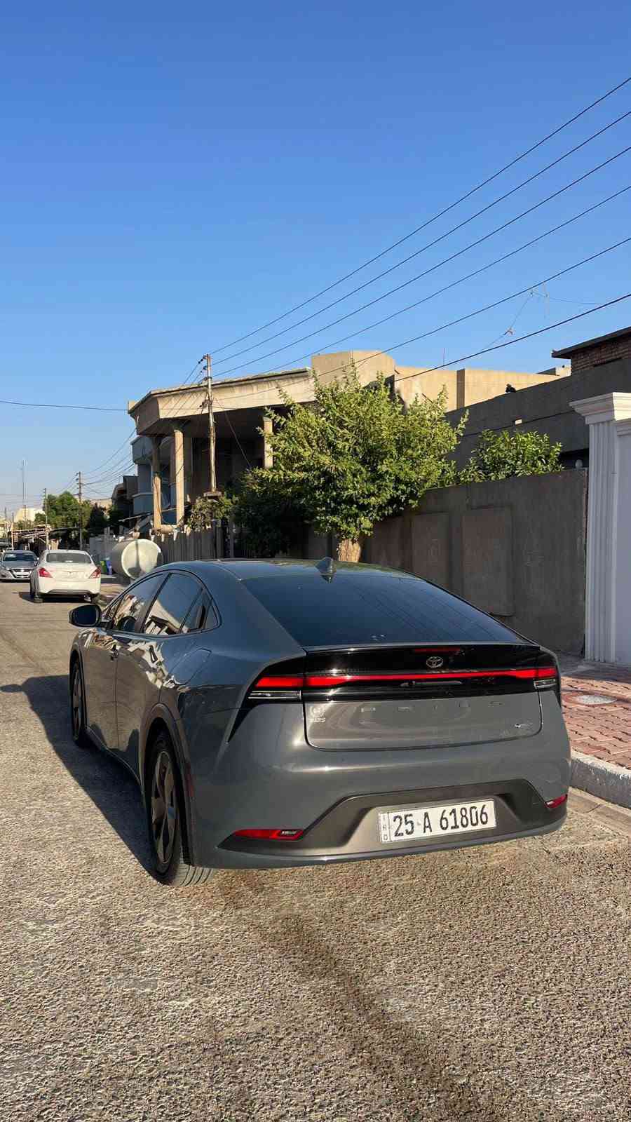 ملاحضه مكلف بالنشر مكلف بالنشر

للبيع تويوتا بريوس موديل 2024، الجيل الجديد، لون اسمنتي ، السيارة نظيفة جداً واستخدام شخصي، اقتصادية جداً بالوقود ومناسبة للاستخدام اليومي والسفر.

المواصفات:
✅ محرك 2.0 لتر هايبرد.
✅ قير أوتوماتيك E-CVT.
✅ دفع أمامي.
✅ صرفية وقود ممتازة (من أفضل السيارات الهايبرد).  
✅ شاشة معلومات.
✅ كاميرا خلفية.
✅ حساسات أمامية وخلفية.
✅ تشغيل بصمة.
✅ مثبت سرعة.
✅ نظام المحافظة على المسار.
✅ رادار أمامي وأنظمة أمان تويوتا.
✅ إنارة LED.
حالة السيارة:

* شرط الفحص
* مكينة، قير، شاصي بحالة ممتازة.
* لا تحتاج أي مصروف.
* سيارة جاهزة
* صورة الضرر مع رقم الشاصي داخل المنشور

📍الموقع: كركوك
💰السعر: (١٦٠$) .
📞 للتواصل: (***********)
— في ‏‏كركوك‏‏.
Sofyan Ahmed

