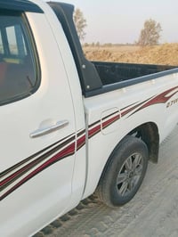هايلكس • ٢٠١٤ • رقم واسط