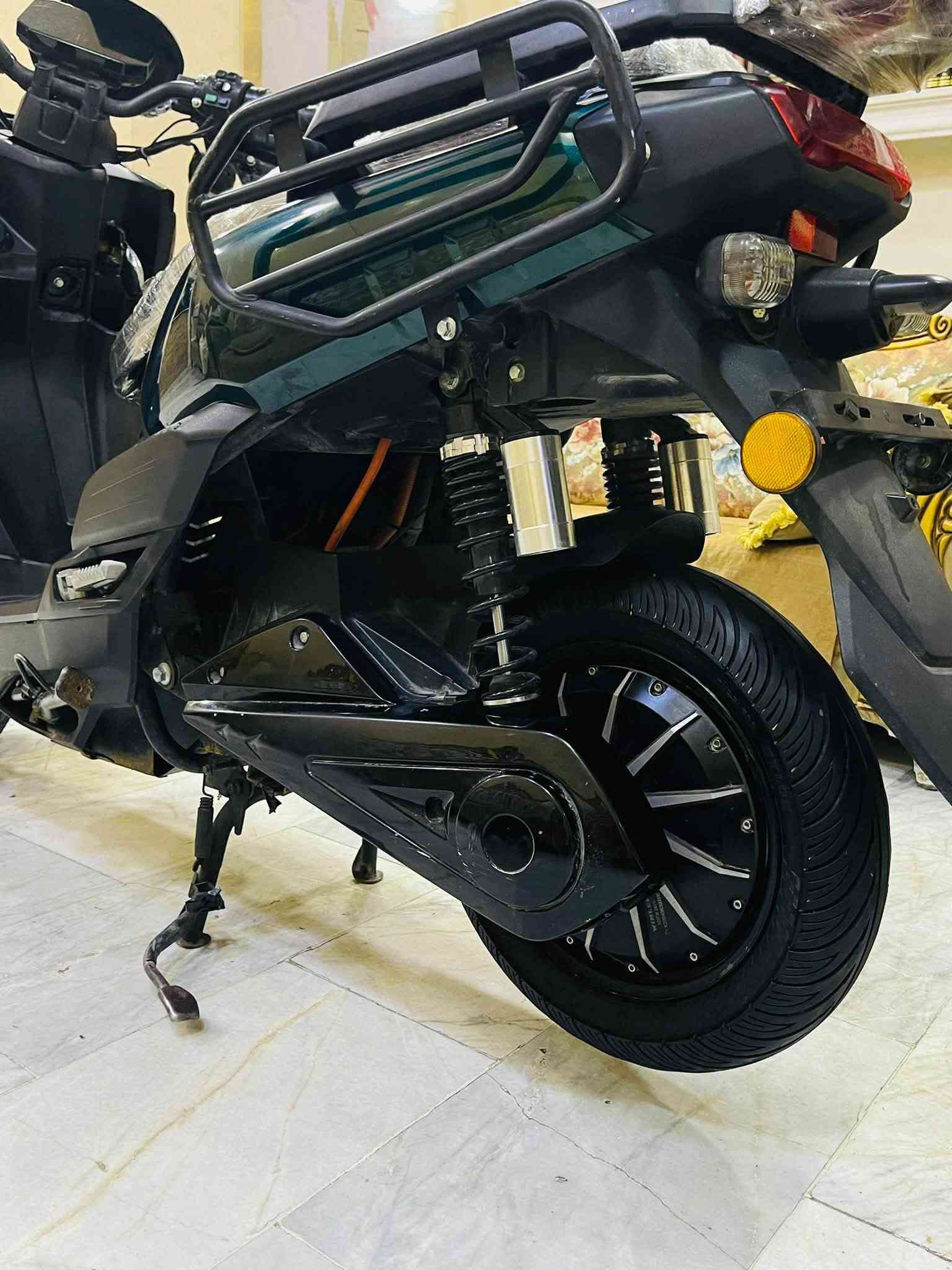 اباتجي • ٣٠٠٠ واط • ٦ بطاريات