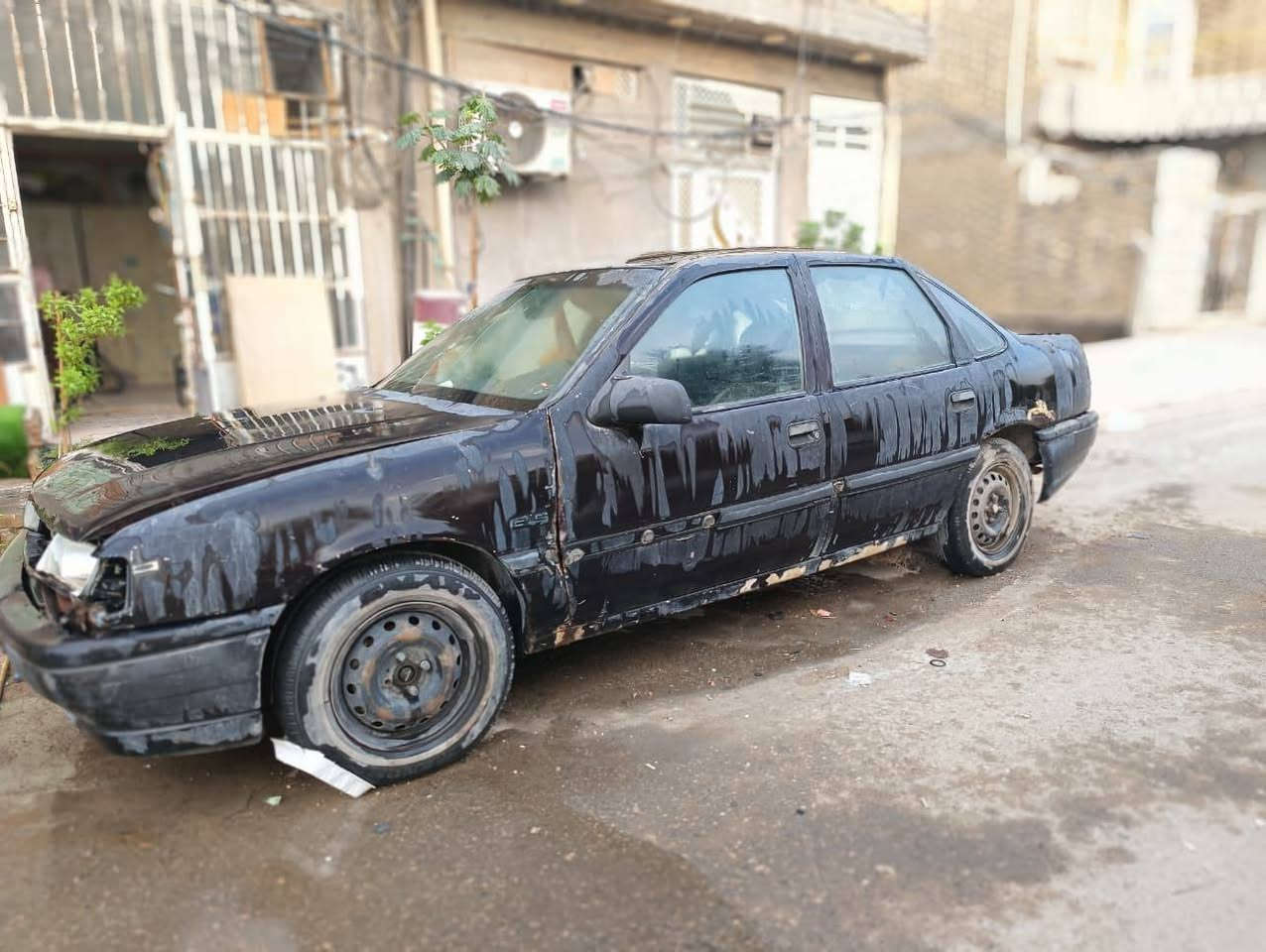 أوبل فيكترا • عاطلة • محرك نضيف