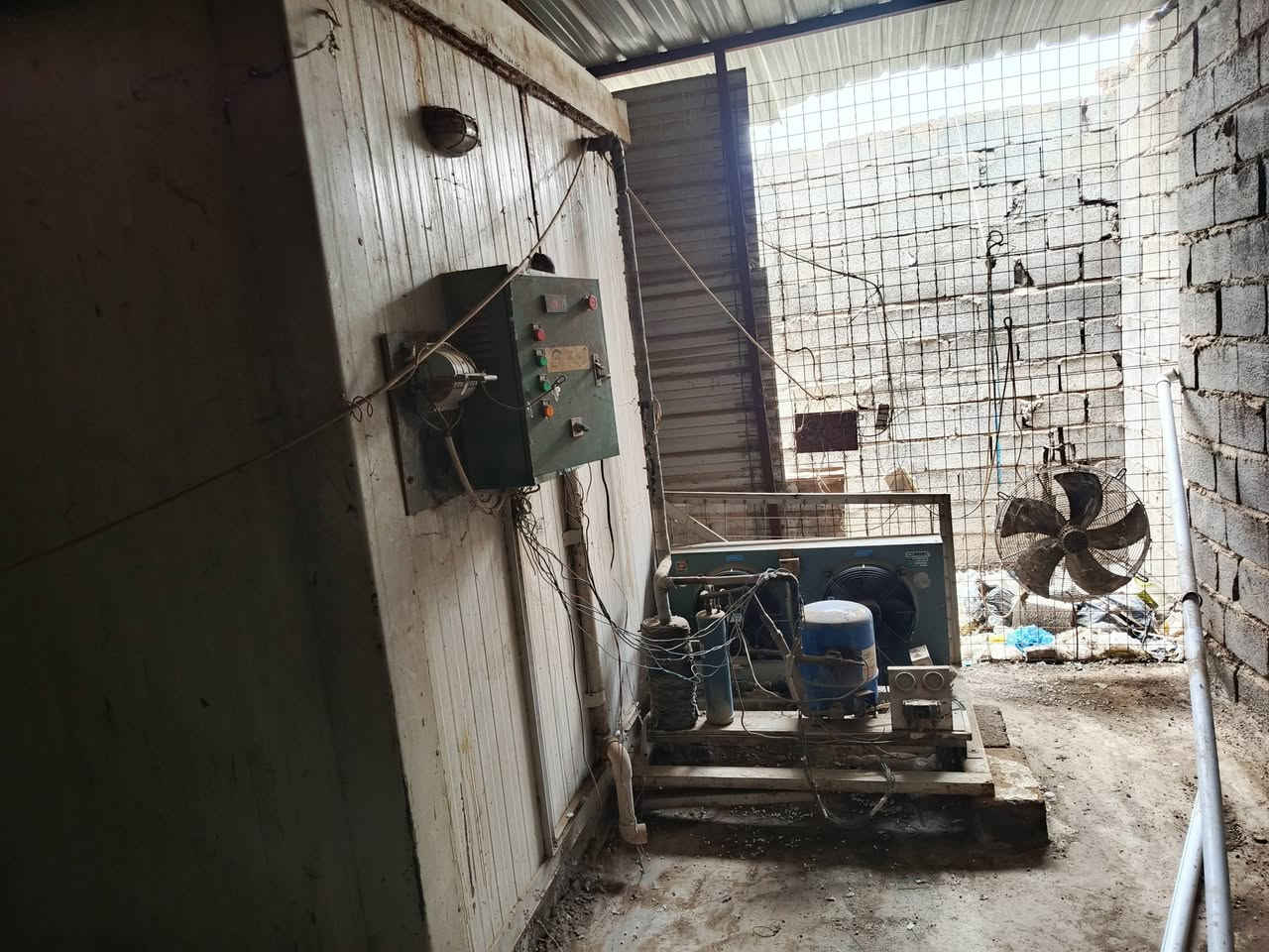 براد كبير • ناقصه ماطور • المصلحيه