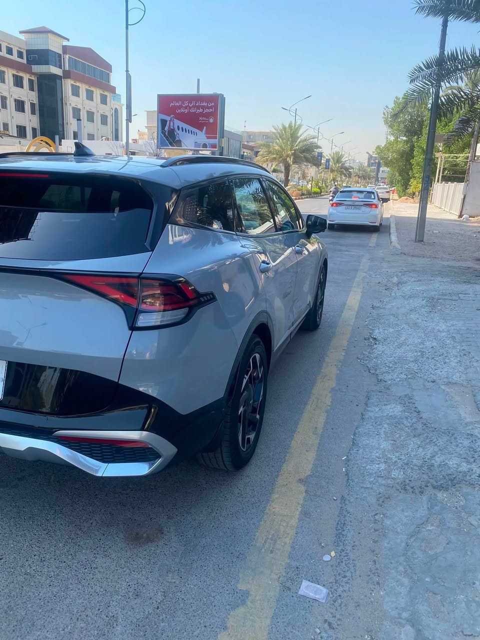 سبورتج2023 اس اكس برستيج فور اكس 

اعله فئه
حادث بنيد نفسه مصبوغ وبيه بارد زغير بل جاملغ امامي وكلير  مال امريكه

ماشيه 55
رقم بغداد انكليزي 

السعر 
20500دولار 
حبيبي اروحلك فدوة لتقارن لفول بل عميه 
***********
المواصفات

1بانوراما

2 بصمه ابواب وتشغيل وصندوق

3 جنطه كهرباء

4 شاشه كبيره ايباد عل طول دشبول 

5لدات نهاري هيلوجين

6كراسي جلد

7كراسي كهرباء اثنينهن

8تحكمات فول 

9مرايه داخليه عاكسه للضوء وبيها بوصله

10 ترحيب عند الاقتراب

11شاحن واير ليس

12هند بريك بصمه

13اوتو هولد

14 خمس كاميرات ٣٦٠ درجه

15حساس امامي

16حساس خلفي

17 انضمة قيادة سبورت ايكو نورمل

18 ستيرن تدفئه 

19كشنات تدفئه وتبريد 

20 سستم صوت دمام هارمن حت بل دشبول وصندوك دمام

21 محرك 2500

22 جي بي اس 

23 تبريد قطعتين ثلج منفصل

24 حساس لايت واطارات

25شاشه صغيره لعرض لعطلات

26 خزن كشن ميموري 

27ويل كب 19 مع تخم تاير مشلن

28رادار امامي وكاميرا تحديد مسار

29 رادارات خلفيه نقطه عمياء

30 واشارة بالمراية

31كاميرا تشتغل بل كيجات بل اشاره

32تبريد شاشه لمس 

33تشغيل عن بعد 

وبعد هواي مواصفات وبل عافيه على  مشتري واسف عل اطاله اضن كلشي واضح وكلشي مكتوب

