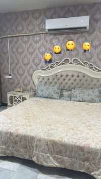 للبيع غرفه تركيه 6 قطع ثقيله تكمه سعر 300 العنوان بغداد حي الحسين 0777...