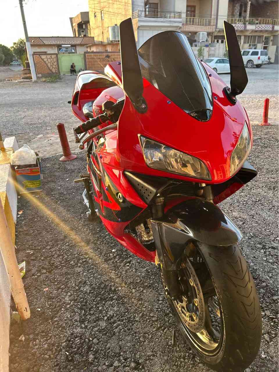 سلام عليكم 🫡 
Honda 600RR
مةكينه- كةپس يةك برخوي دةسكاري نةكراوه
رؤنوفلتةري بيلادي لةسةرةو نوئيه 
ماتؤرةكة ٩٠٪؜ پاكةو مةسروفي ٢٥٠ تيا نيه 
كارابايو هةموو كياني بة شةرته 
وةسفي ناوئت مالي پاك دياره
27 قفل - بةس مشتةري تيل بكات تكايه كؤمئندو مةسج مةكةن . رئزم بؤ مالي هةموو لايك .
كةلار
*********** كالار, السليمانية
