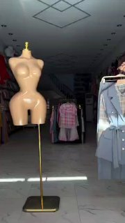 ملابس • للبيع