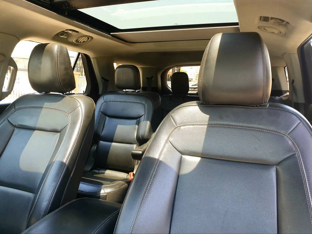 FORD EXPLORER ــ XLT 
مودیل 2020
المسافة المقطوعة 80 mile ـ ماوەی ڕۆیشتن
مواصفات XLT فول فول
سقف بانوراما
2 قطعة مصبوغ بدون دواخل (بونیت و جاملغ امامی سکن)
ایرباگ فقط ستیرن سیستم الباقی کلها سلیمە بشرط
محرک 4 سلندر مامفتوح بشرط
دبل اکسل AWD
کامیرا 360
شاشە ئایباد
بصمة و شغال
مقاعد جلد و کهربائي و خزن
مقاعد امامیة هیتر
مقاعد VIP
ستیرن هیتر
بریک بصمە
AUTO START ـ STOP
AUTO PARK
رادار خلفی و امامی
رادار خطوط شوارع
رادار مانع اصطدام
حساسات 360 درجە
فتح صندوق عن طریق ریموت ـ شفط
فتح جامات عن طریق ریموت
سماعات نظام sony
کود بالباب
تحکمات ستیرن فول
شفتات بالستیرن
لایت اوتو
لایتات فول LED 
کیر ـ محرک ـ تبرید ـ تحویل بشرط
سعر : 205 ورقە و مجال قلیل
مکان السیارە : اربیل
***********
واتساب + فایبر أربيل, العراق

