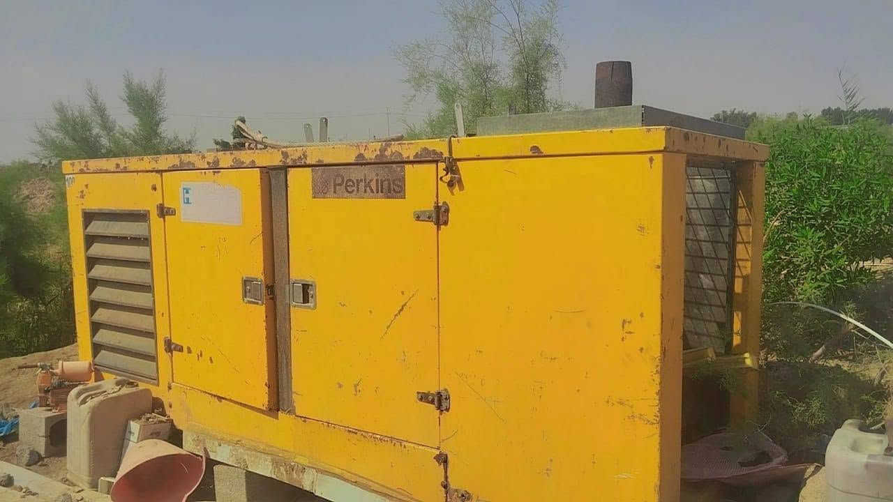 سلام عليكم غلاف كاتم مو موالد بس الخلاف كاتم البيع مال موالد بيركنز اربعه مو سته *********** ميسان
