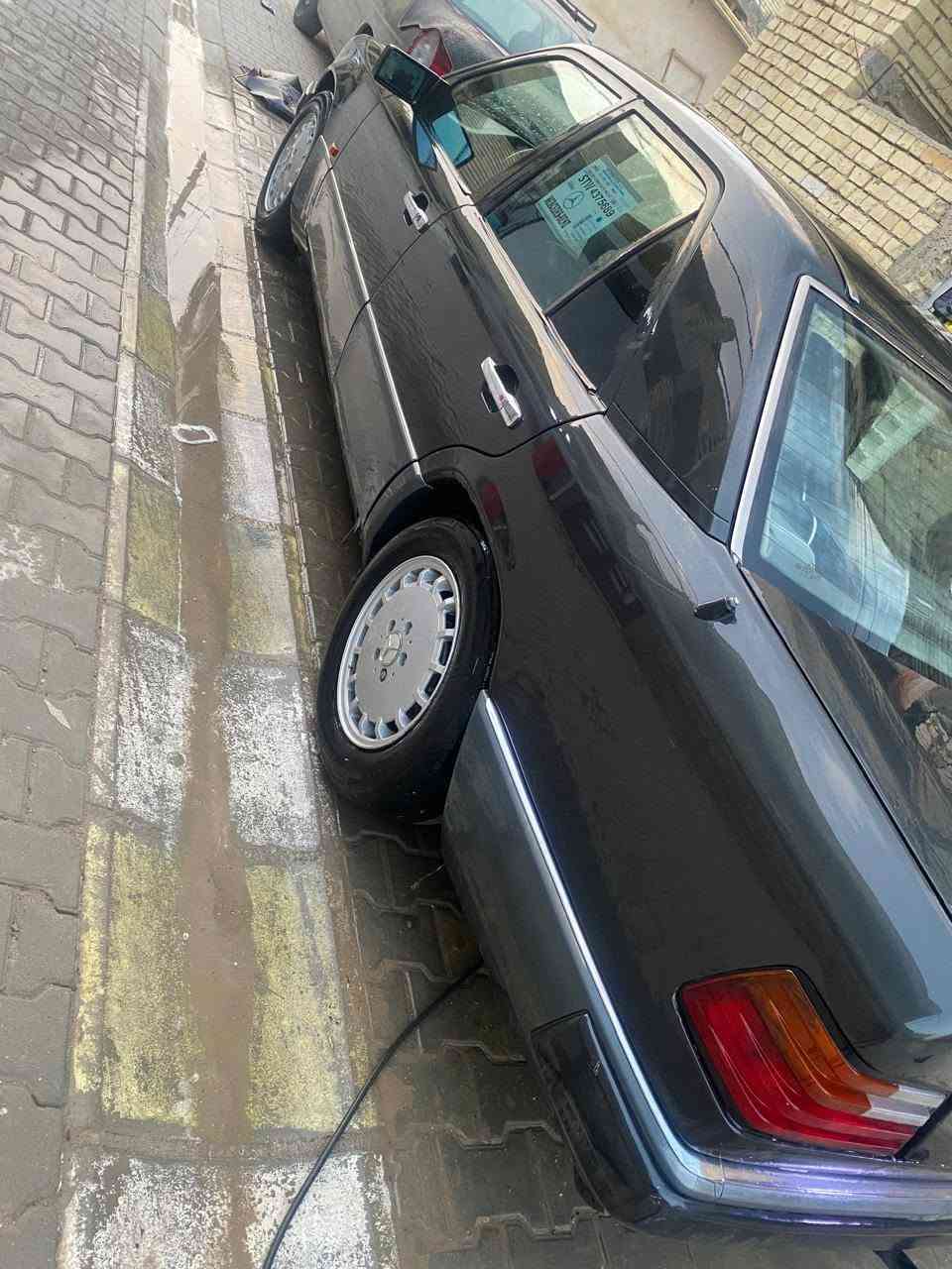 مارسيدس دب 1991 بغداد
السياره بلاد مكينه قواعد دبل داخل
السياره جديده بمعنى الكلمة متعوب عليهه
  عنكبوت 300
كير مكينه تبريد كله بشرط
السياره مغلفه عازل حراري وصوت
مدوشمه بلاد
مصبوغه عام
السياره جاهزه وبلعافيه ع الياخذه
مكانه بغداد /البلديات / مدينه الصدر 
 السعر 84
***********
